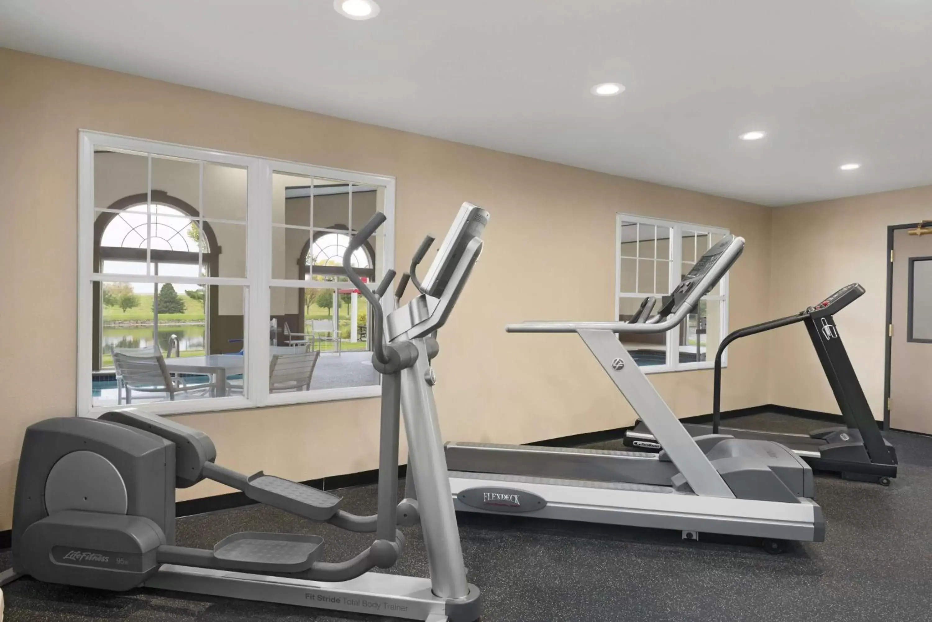 Activities, Fitness Center/Facilities in Country Inn & Suites by Radisson, Ankeny, IA