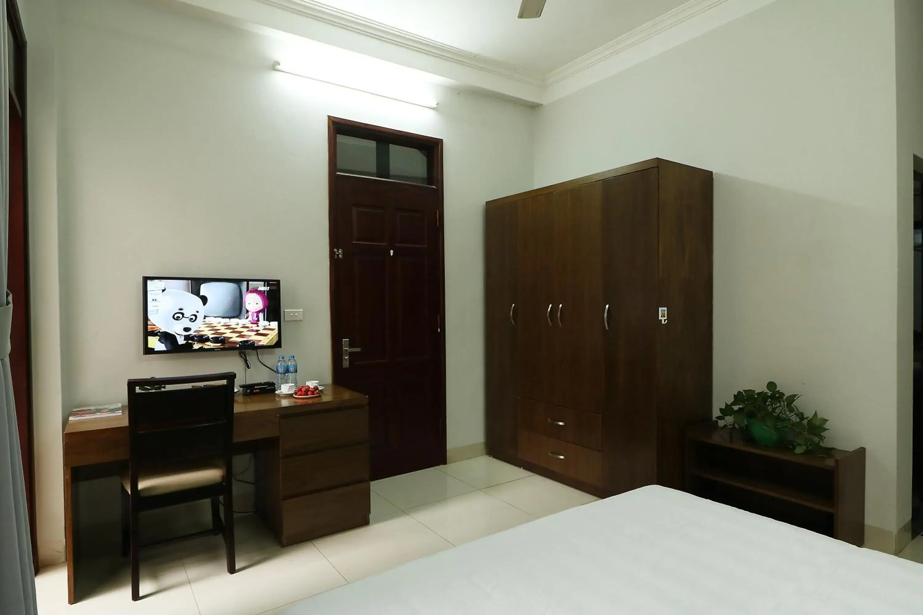 Seating area, TV/Entertainment Center in ISTAY Hotel Apartment 1