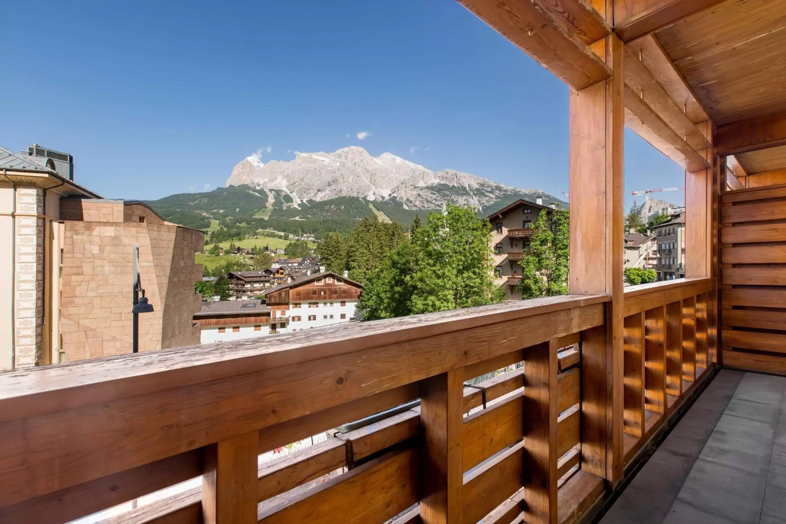 Property building, Balcony/Terrace in Radisson Residences Savoia Palace Cortina d’Ampezzo