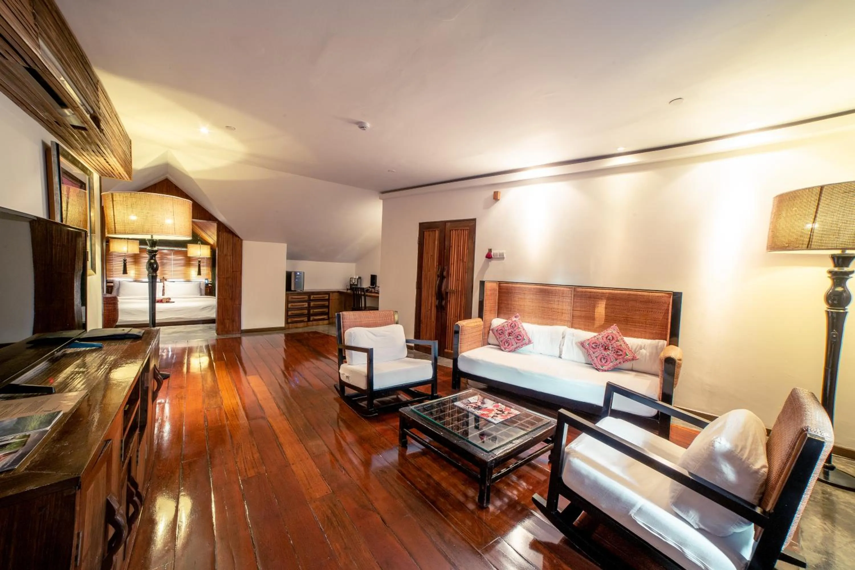 Living room, Bed in Villa Samadhi by Samadhi Age 12 and Above Only