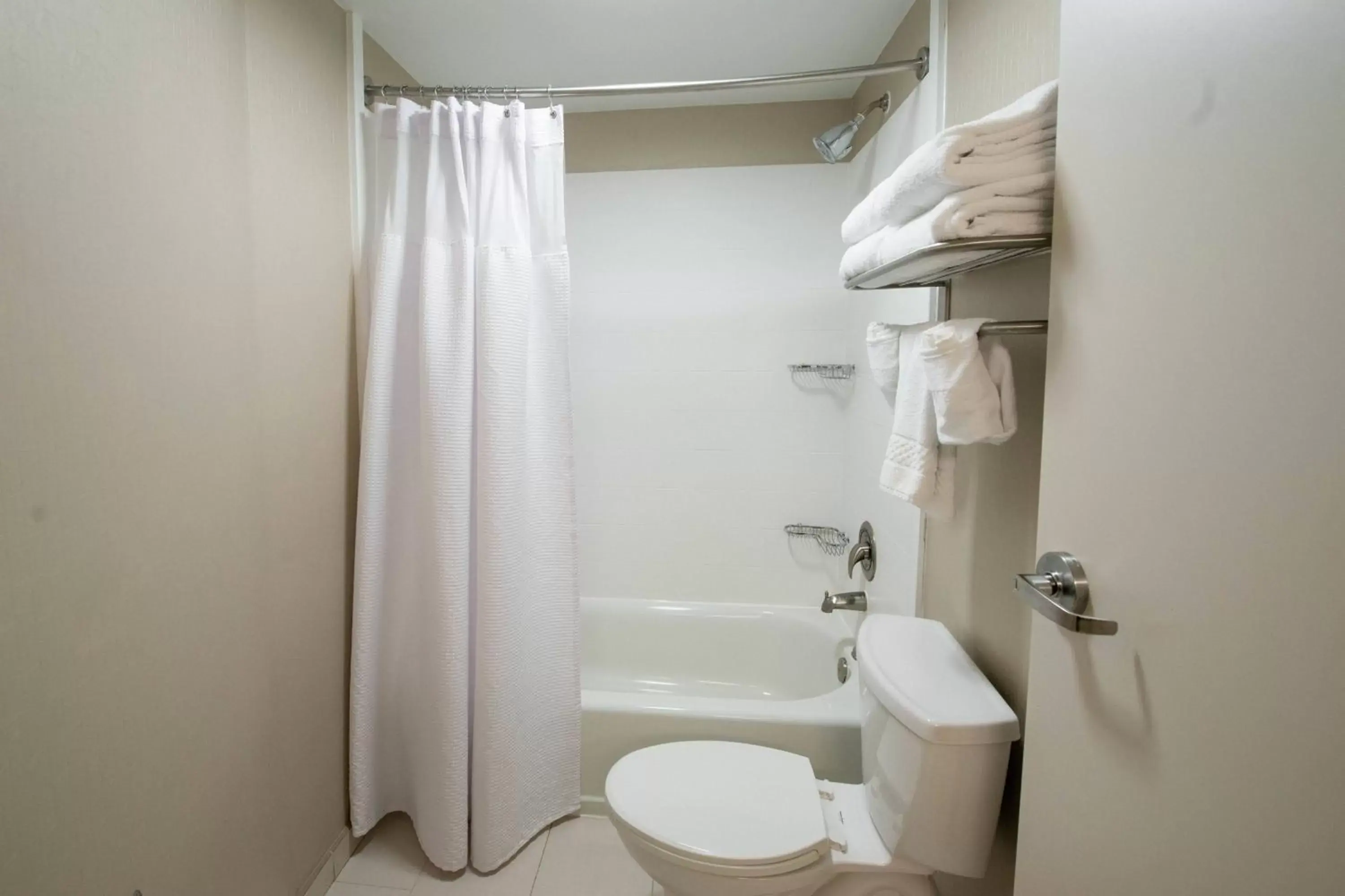 Bathroom in SpringHill Suites by Marriott Winston-Salem Hanes Mall