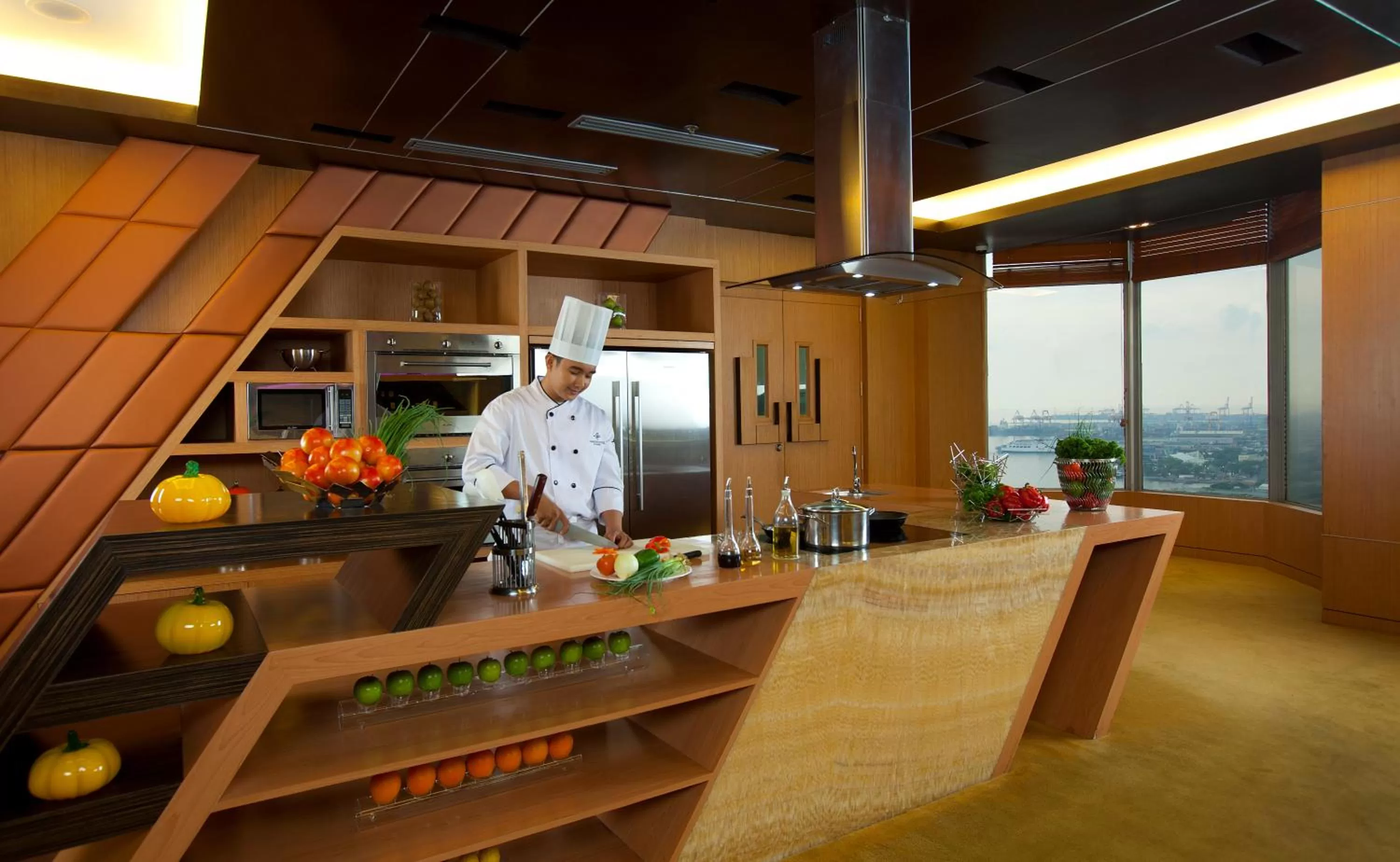 Restaurant/places to eat in Diamond Hotel Philippines