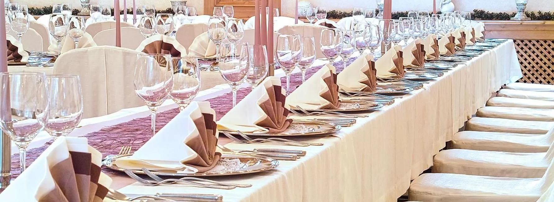 Restaurant/places to eat in Hotel Falter