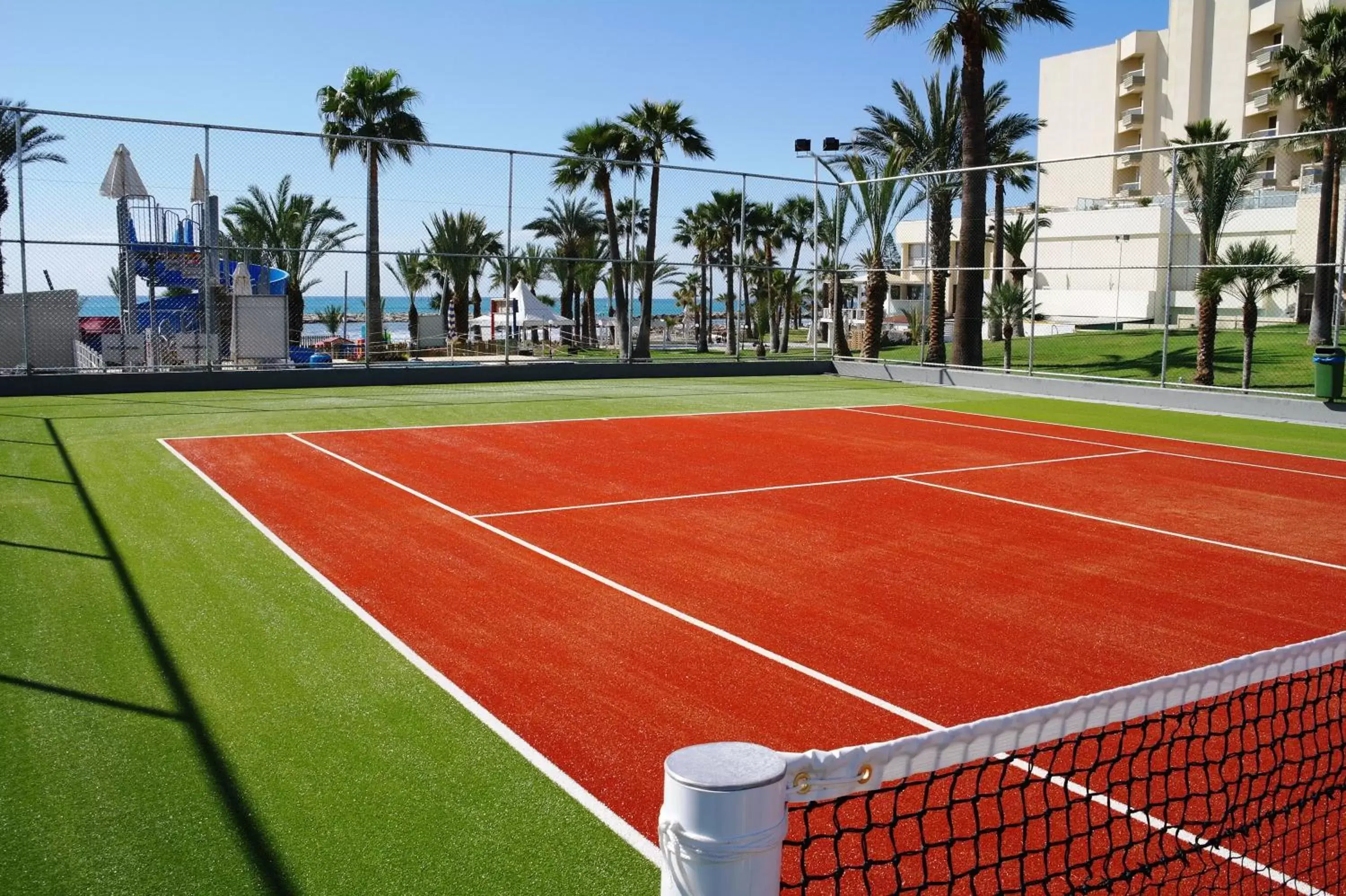 Tennis court, Tennis/Squash in Golden Bay Beach Hotel