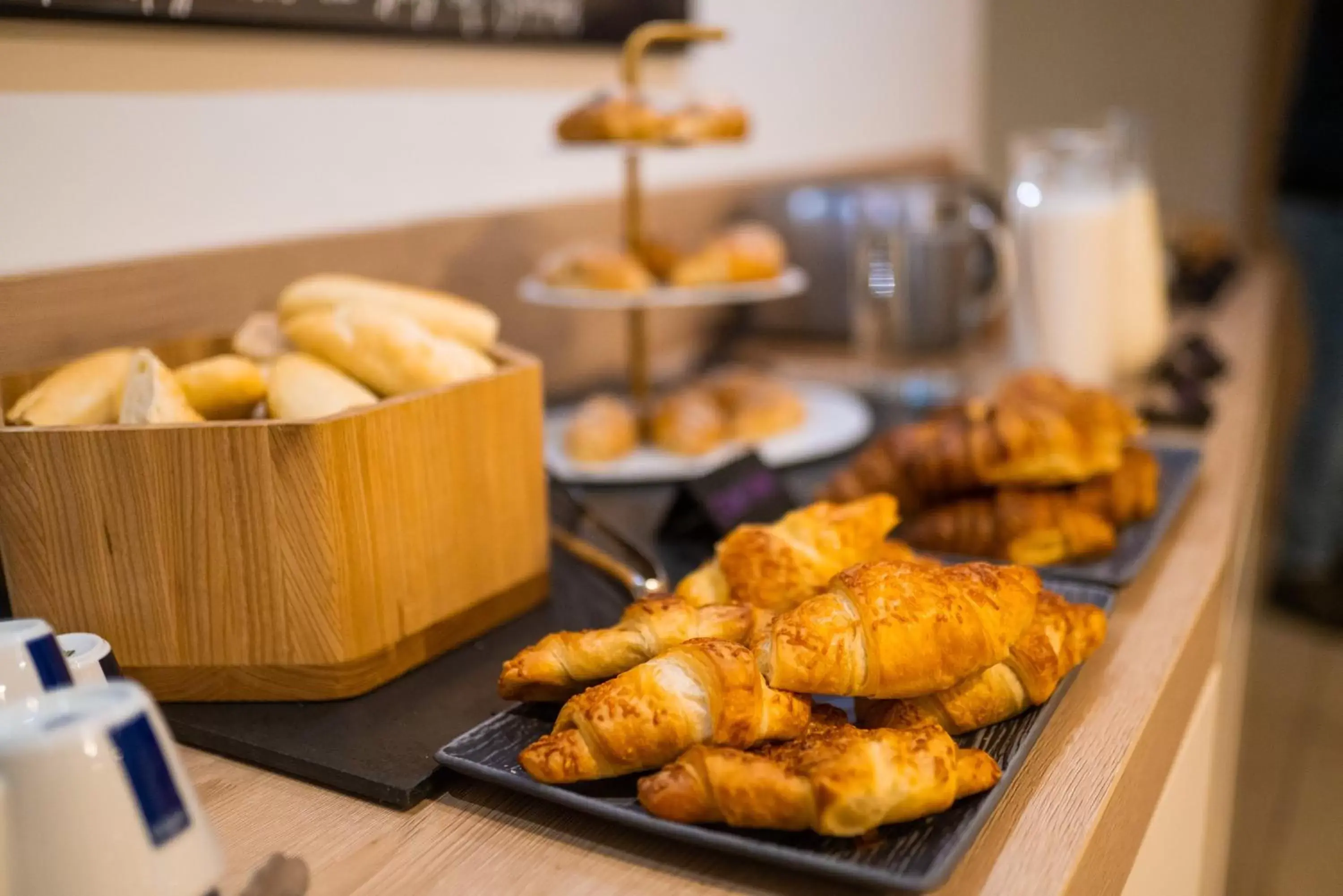 Breakfast, Food in KViHotel Budapest - the smart hotel