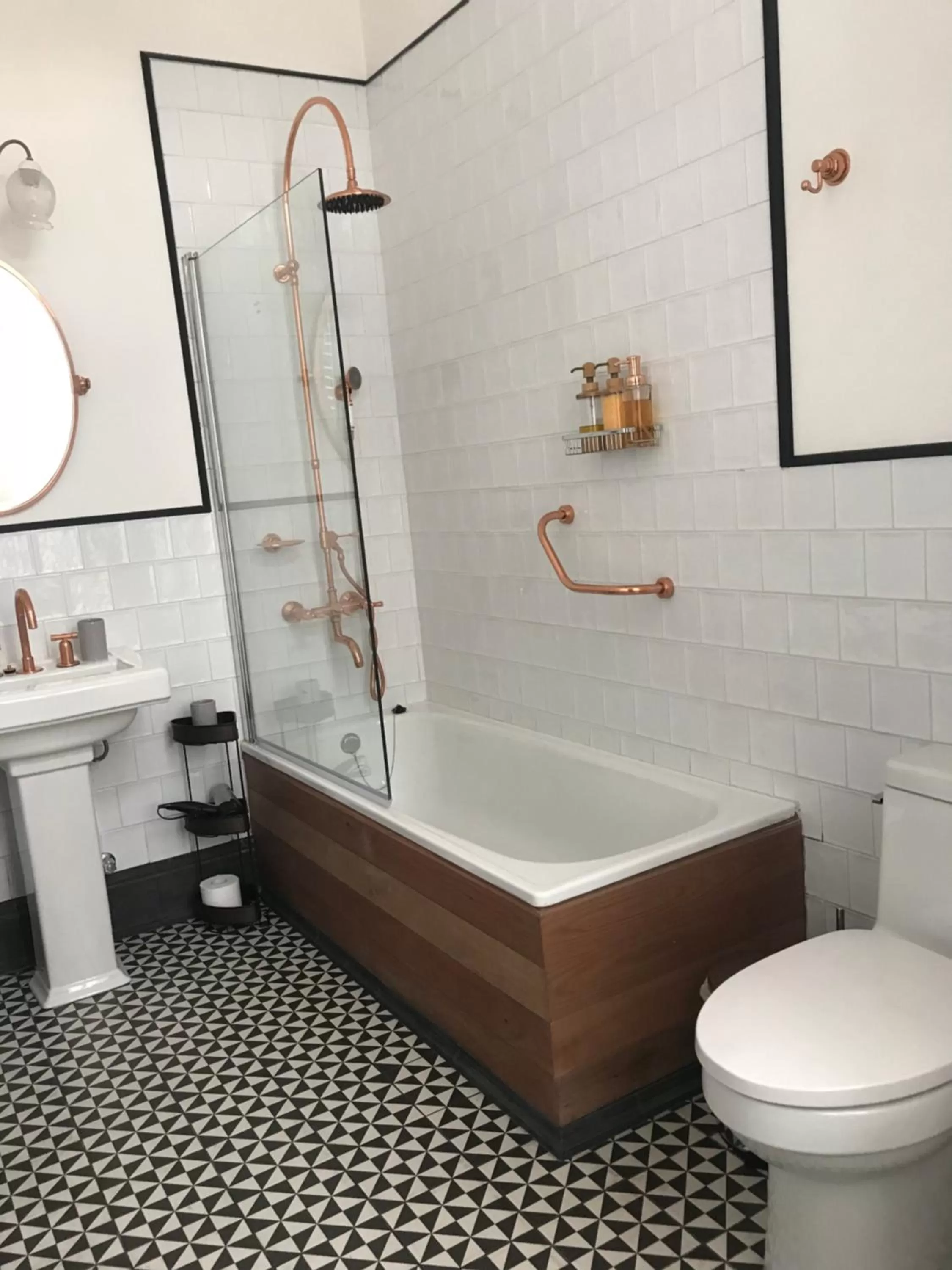 Shower in Fortunata Chacana Guest House