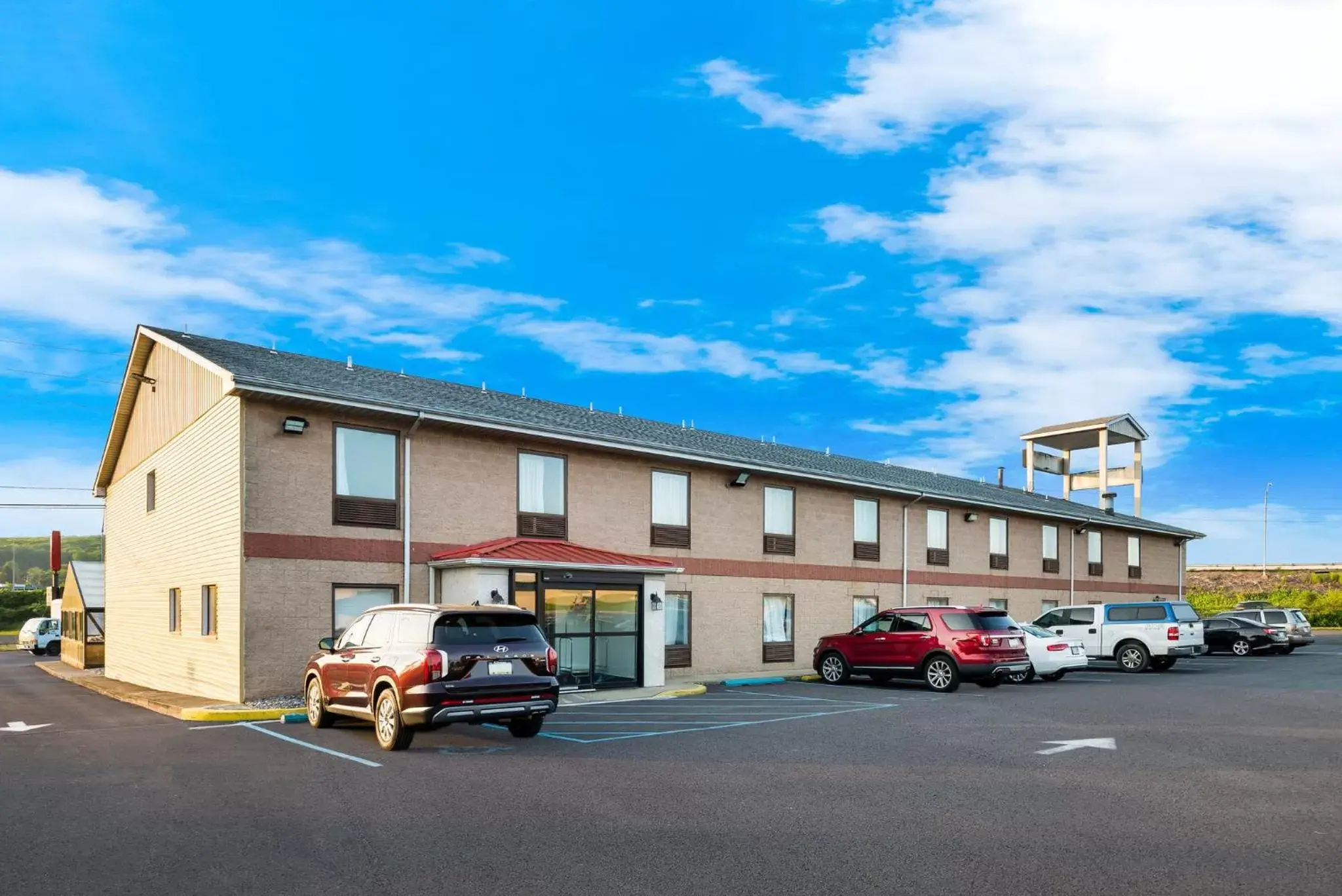 Property Building in Red Roof Inn Allentown South