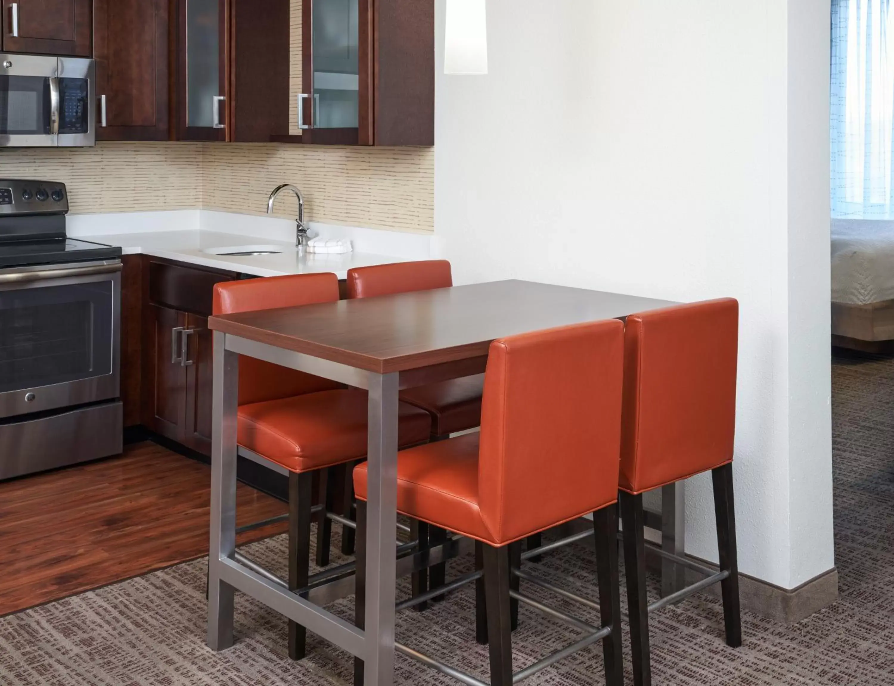 Kitchen or kitchenette, Kitchen/Kitchenette in Residence Inn by Marriott Philadelphia Airport