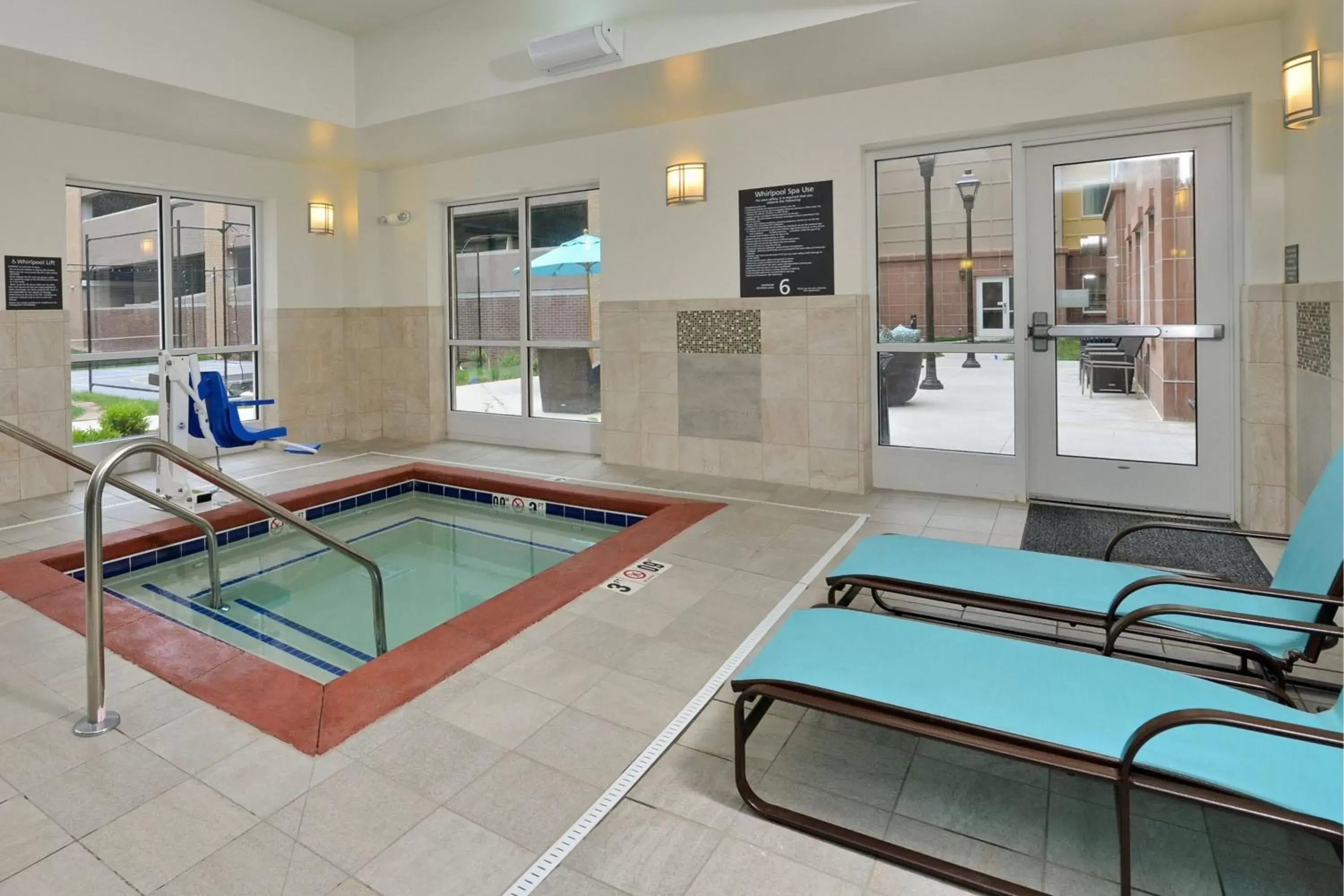 Fitness centre/facilities, Swimming Pool in Residence Inn by Marriott Des Moines Downtown