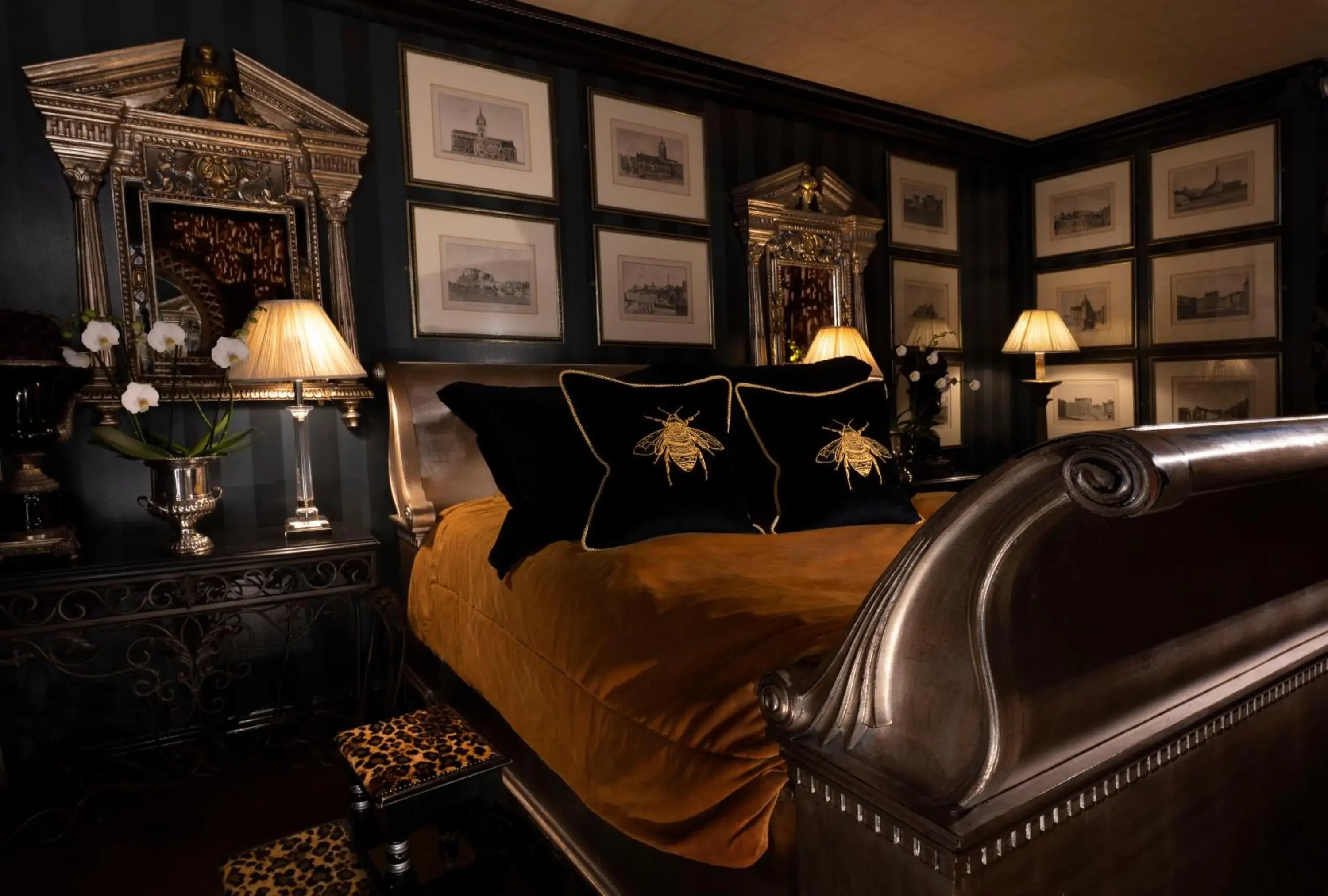 Bed in Prestonfield House Bed in Prestonfield House