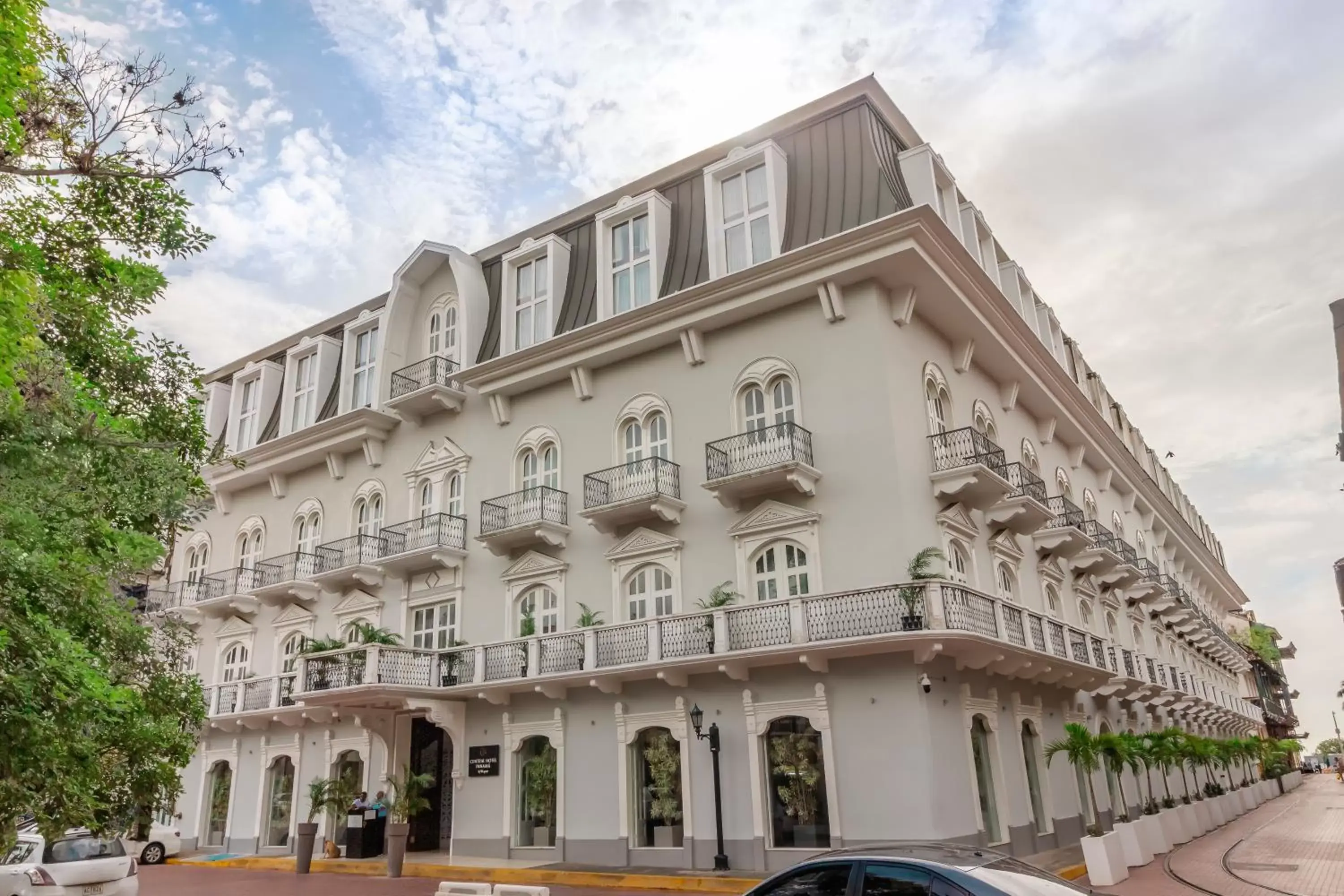 Facade/entrance, Property Building in Central Hotel Panama Casco Viejo