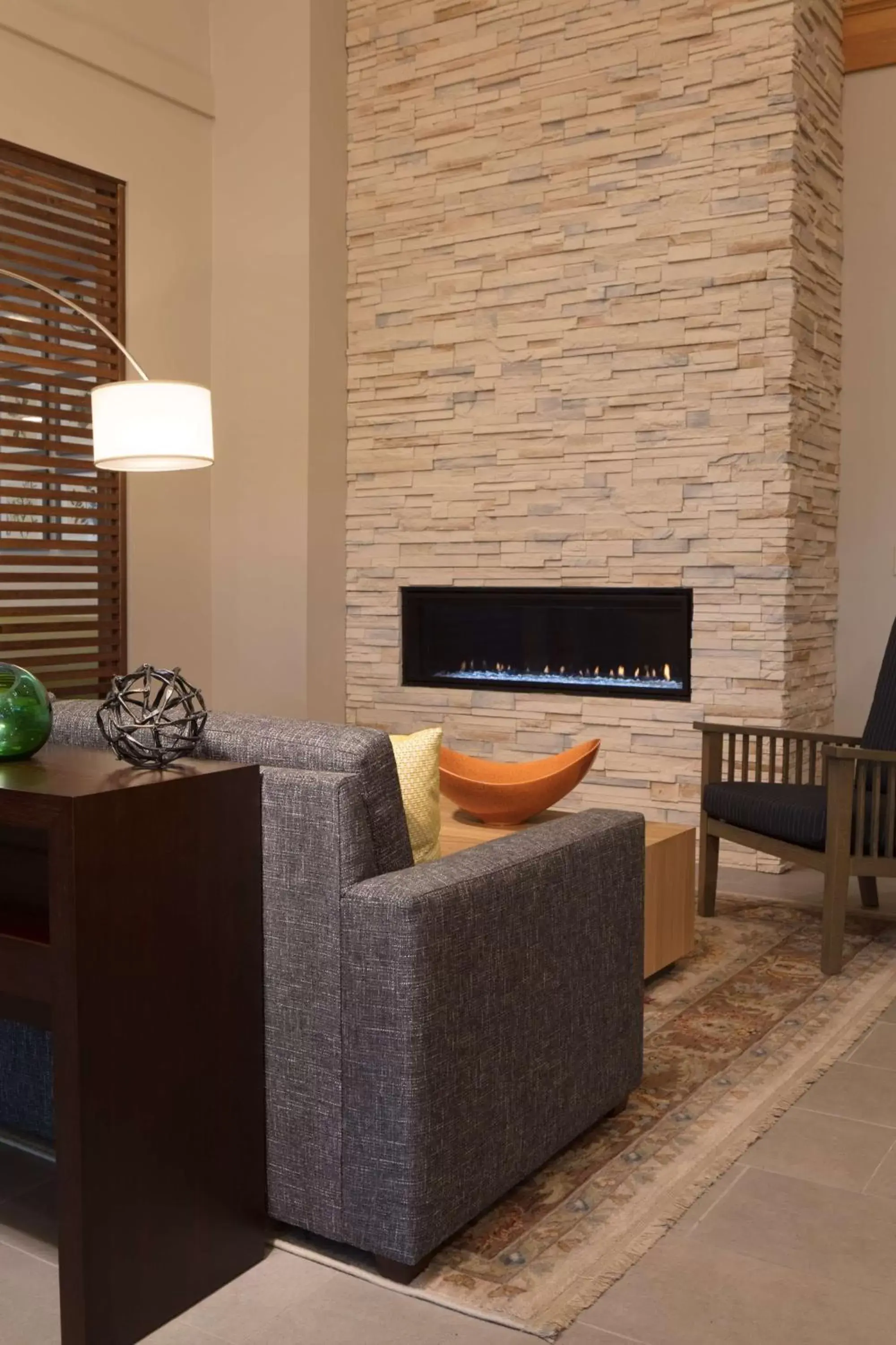 Lobby or reception, Seating Area in Country Inn & Suites by Radisson, Galena, IL