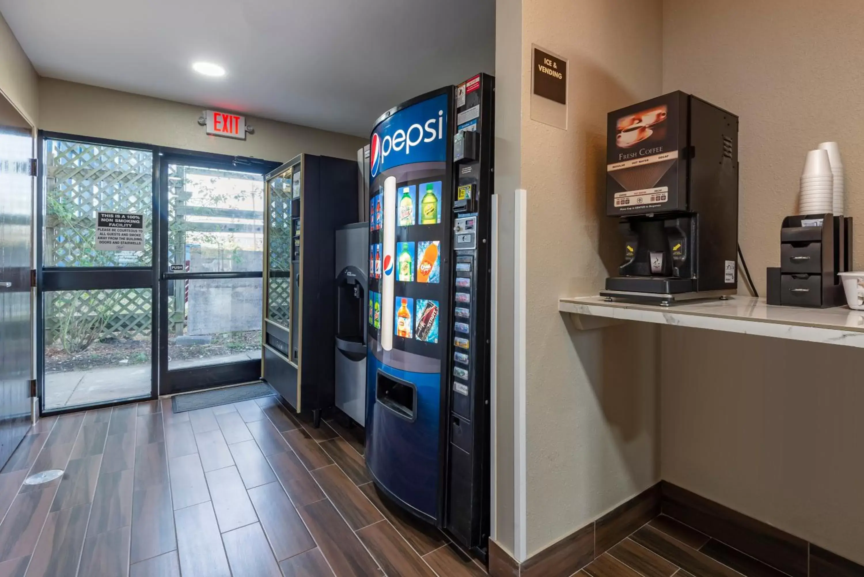 vending machine in Sleep Inn - Salisbury I-85