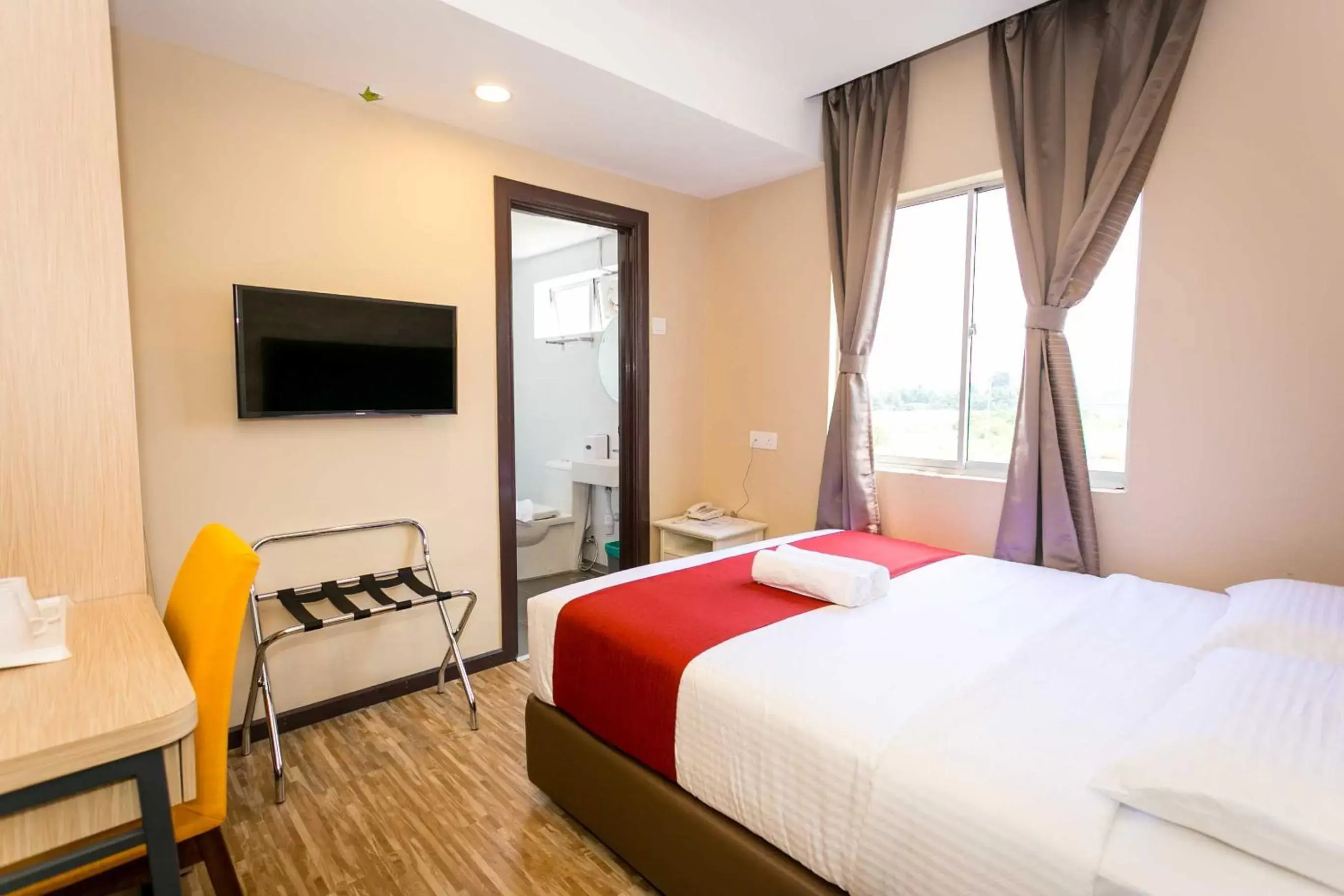 Bedroom, Room Photo in Icon Hotel Segamat