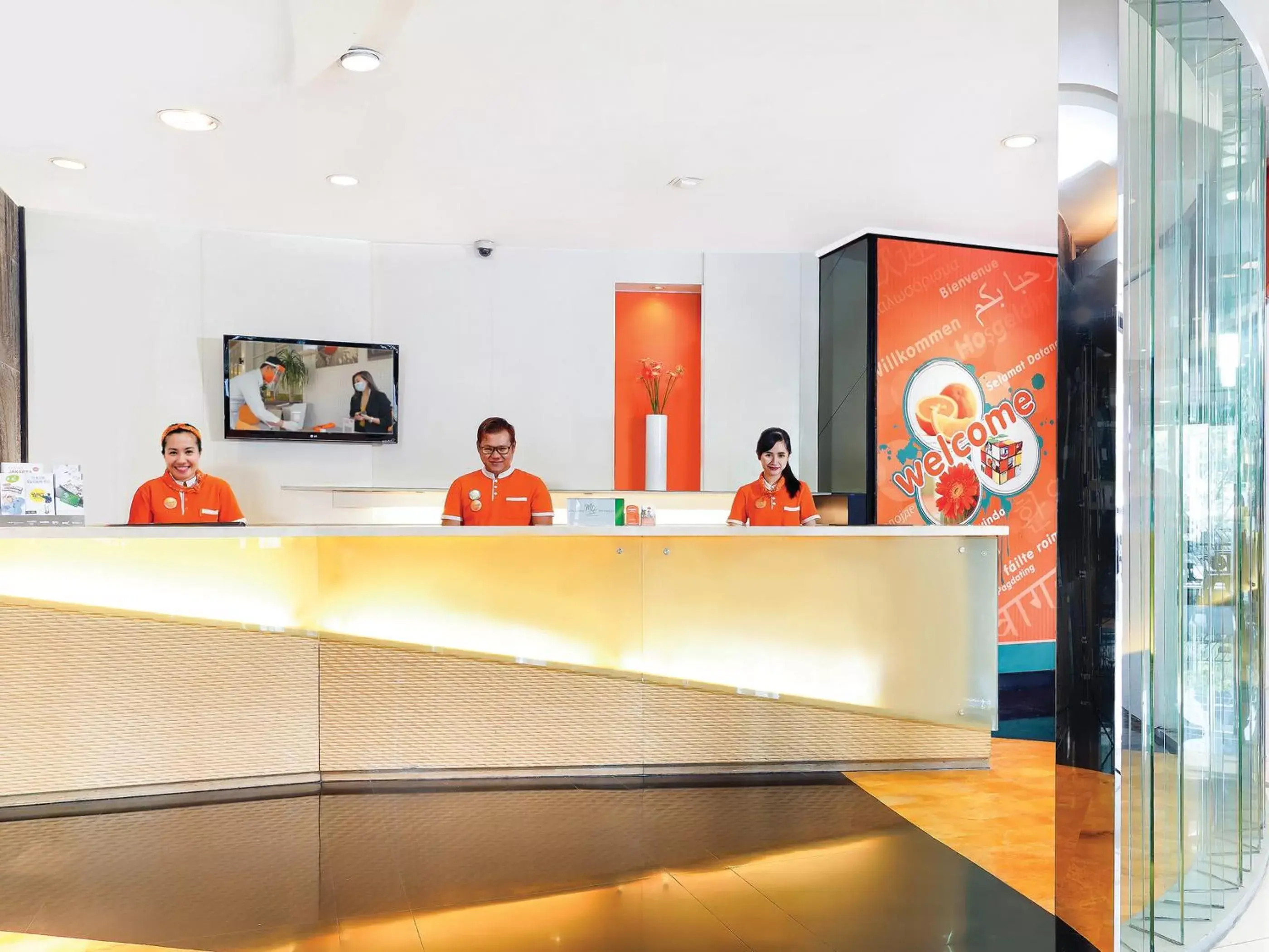 Staff, Lobby/Reception in HARRIS Suites fx Sudirman