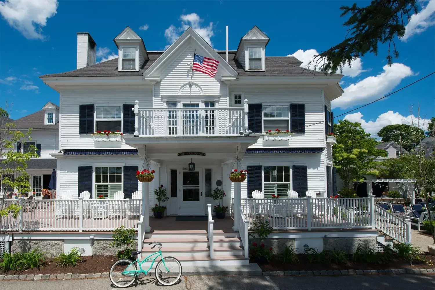 Facade/entrance, Property Building in Kennebunkport Inn