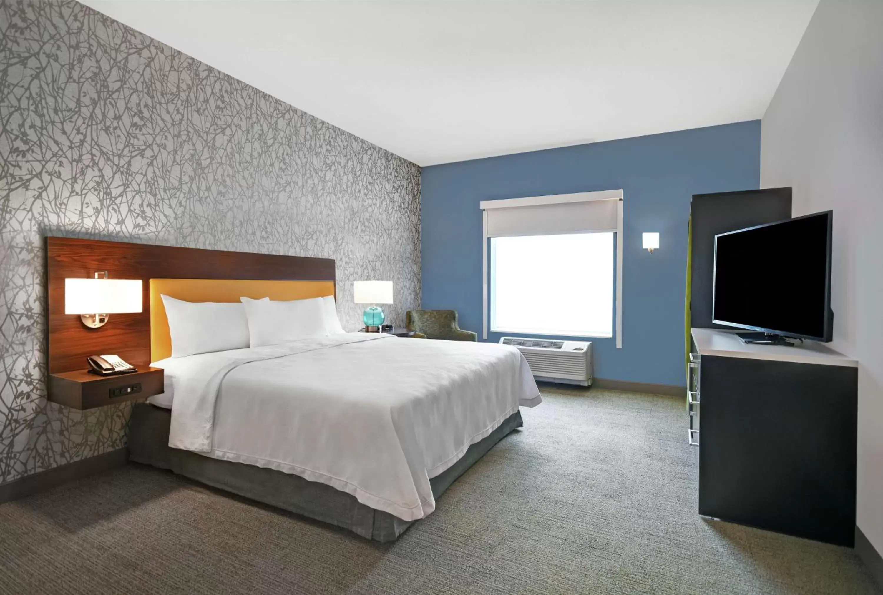 Bedroom, Bed in Home2 Suites By Hilton Lawrenceville Atlanta Sugarloaf, Ga
