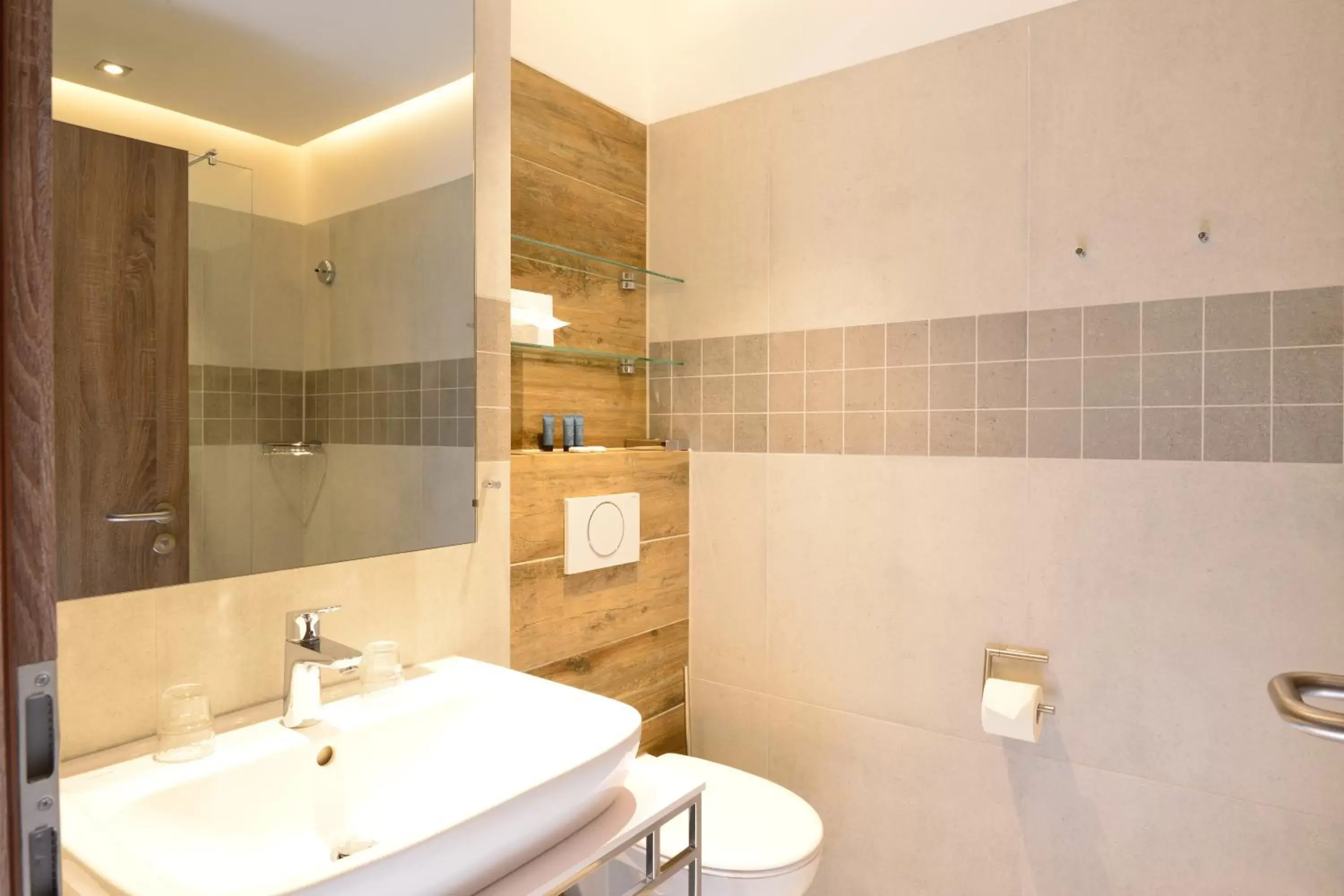 Double Room with Balcony in Parkhotel Residenz Double Room with Balcony in Parkhotel Residenz