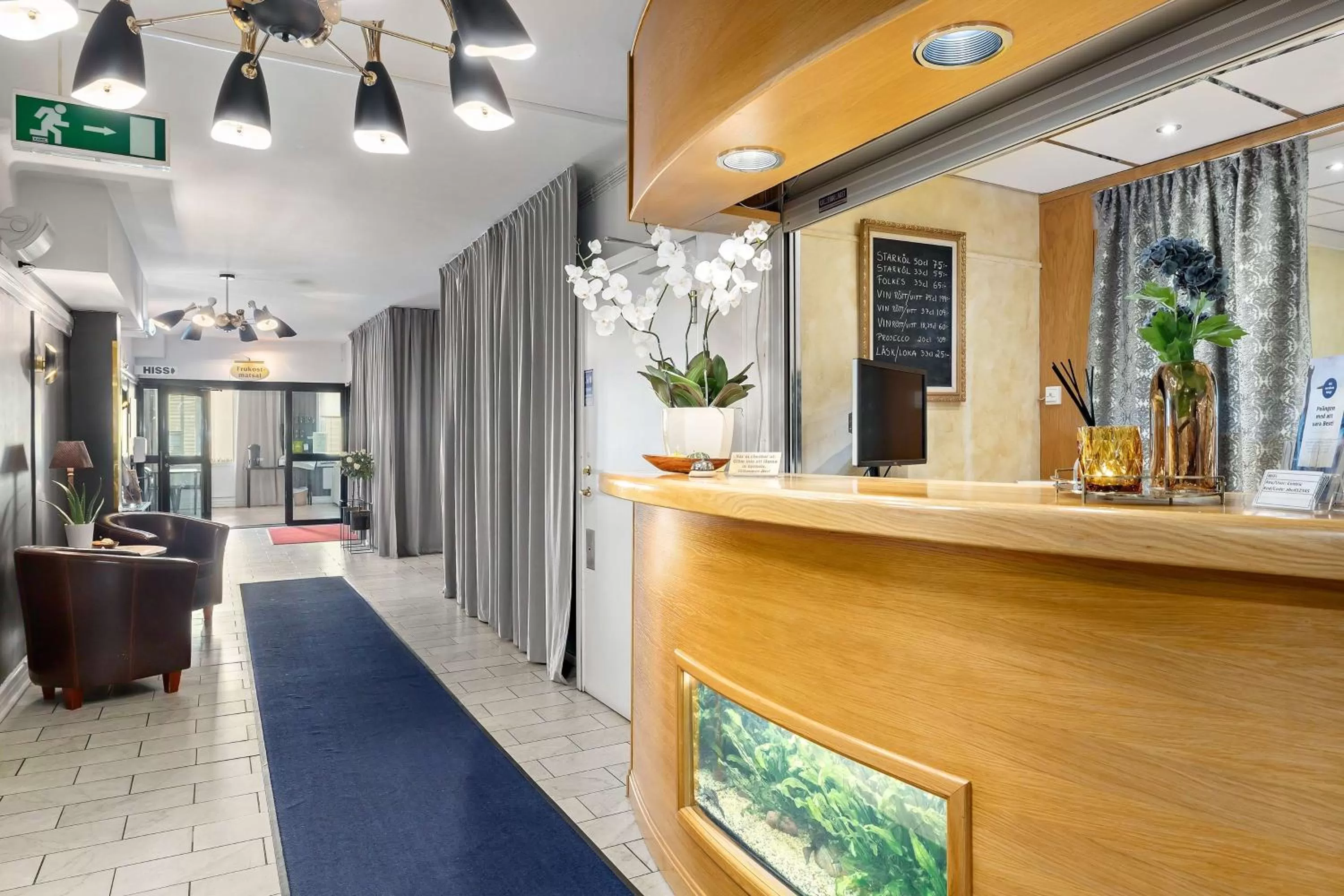 Lobby or reception in Centric Hotel