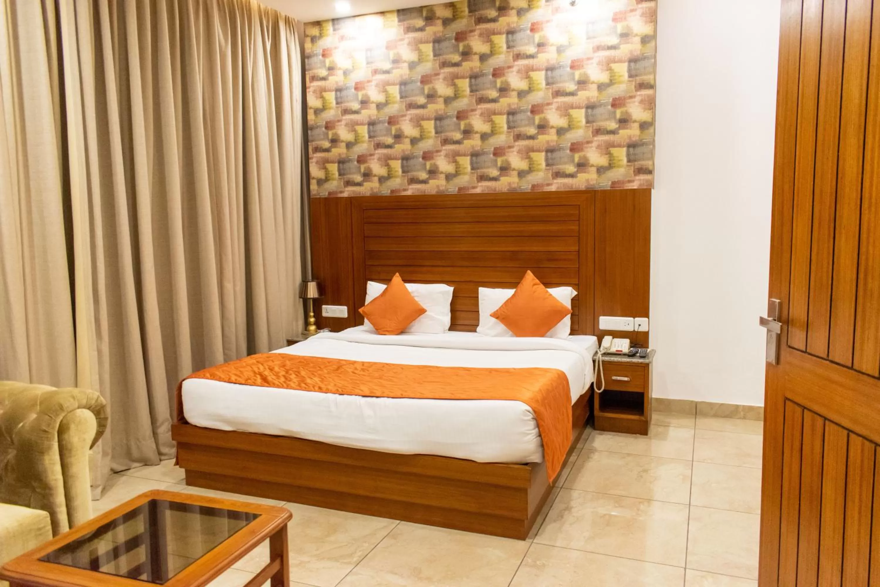 Decorative detail, Bed in Grand Hotel Nawanshahr