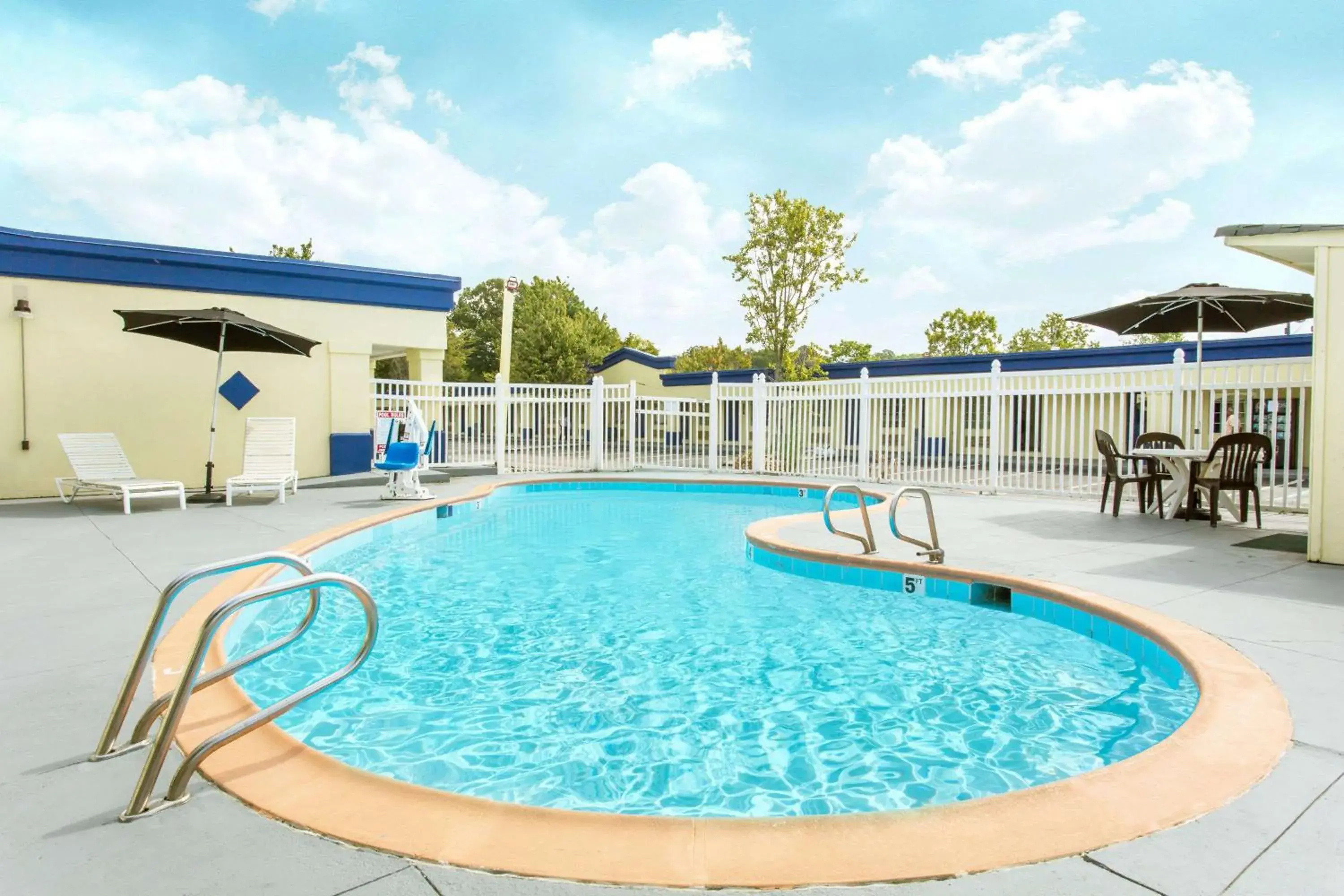 On site, Swimming Pool in Days Inn by Wyndham Virginia Beach Town Center