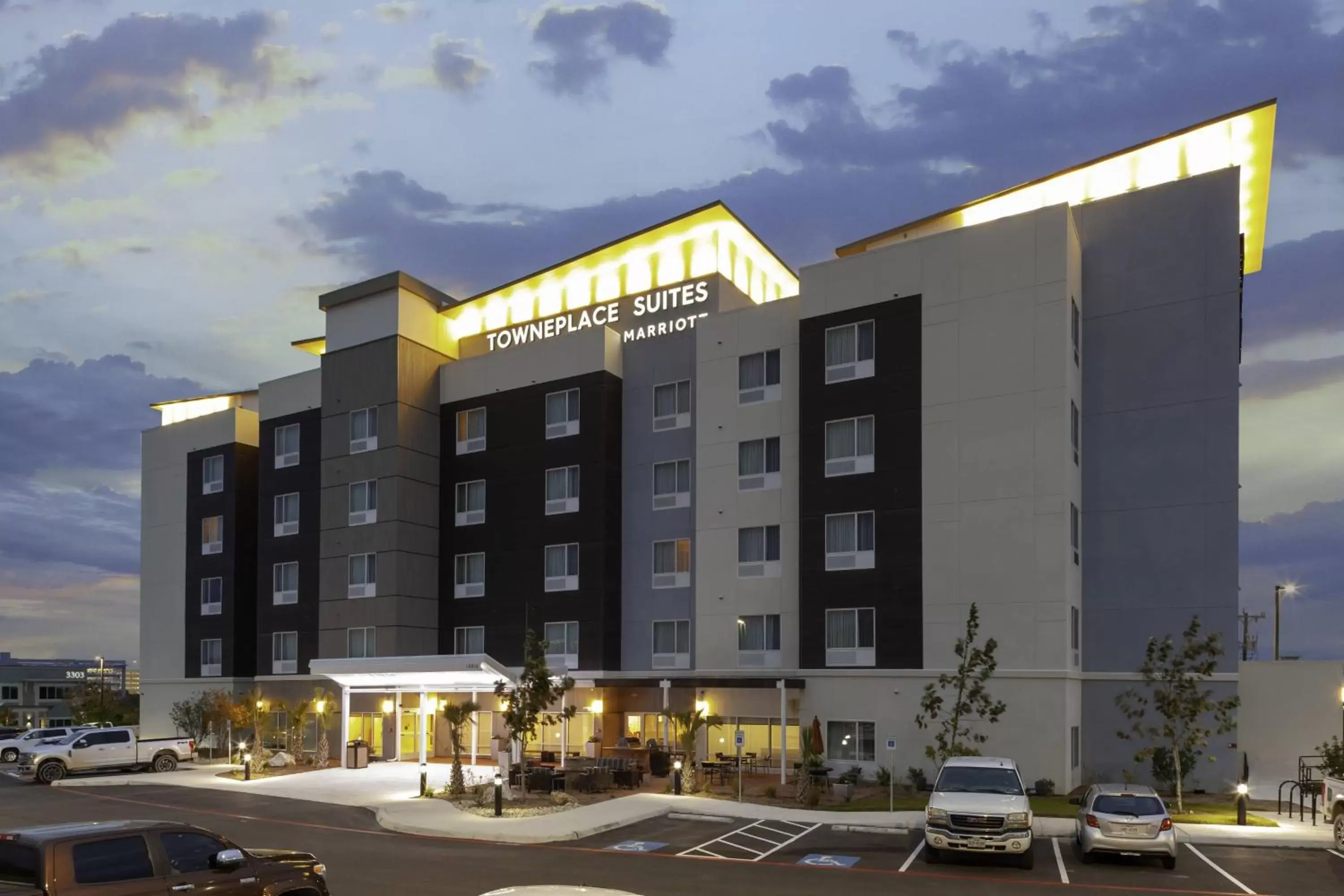 Property Building in TownePlace Suites by Marriott San Antonio Westover Hills