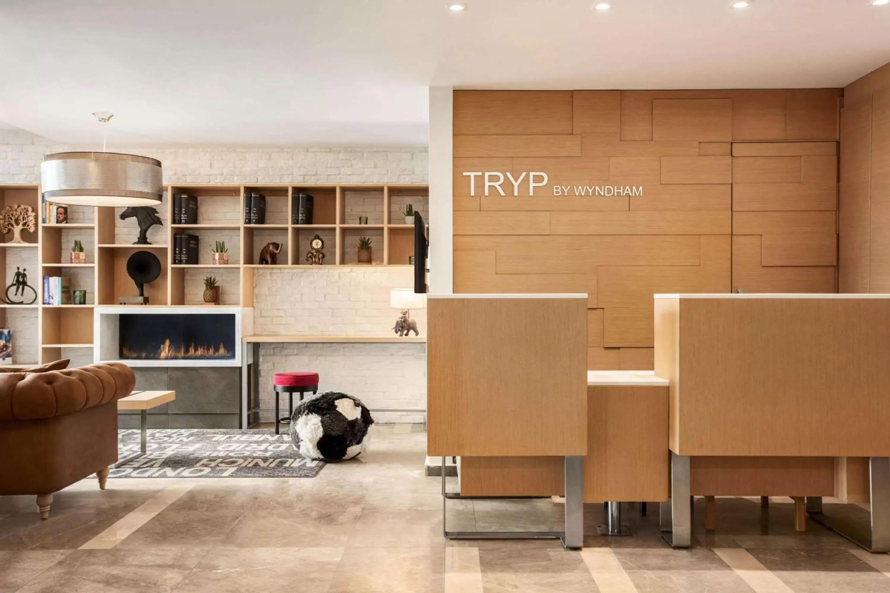 Lobby or reception in TRYP by Wyndham Ankara Oran