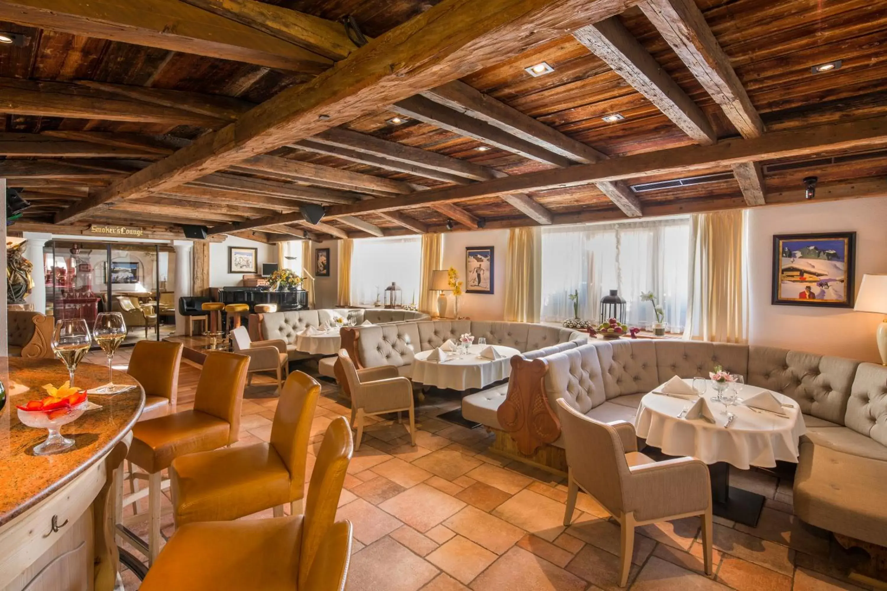 Restaurant/places to eat in Hotel Sassongher Restaurant/places to eat in Hotel Sassongher