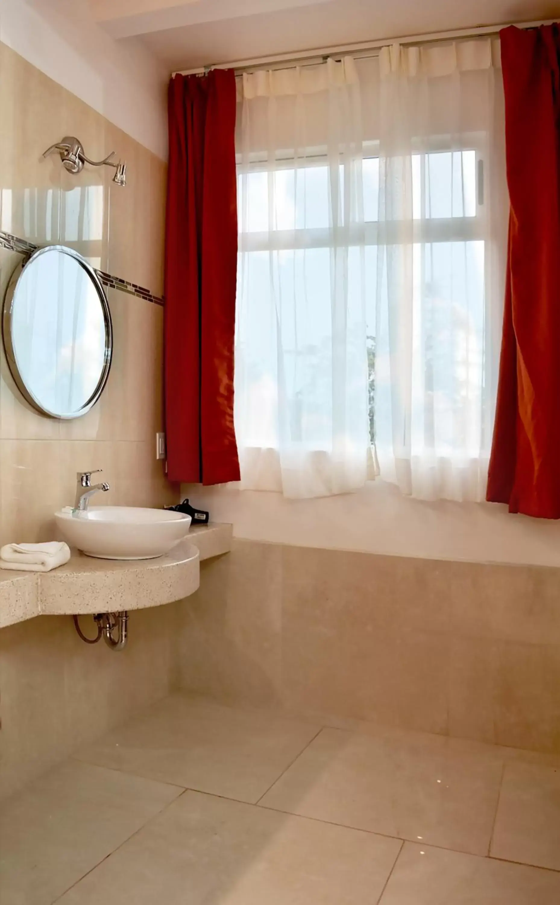 Bathroom in Best Western Tamarindo Vista Villas