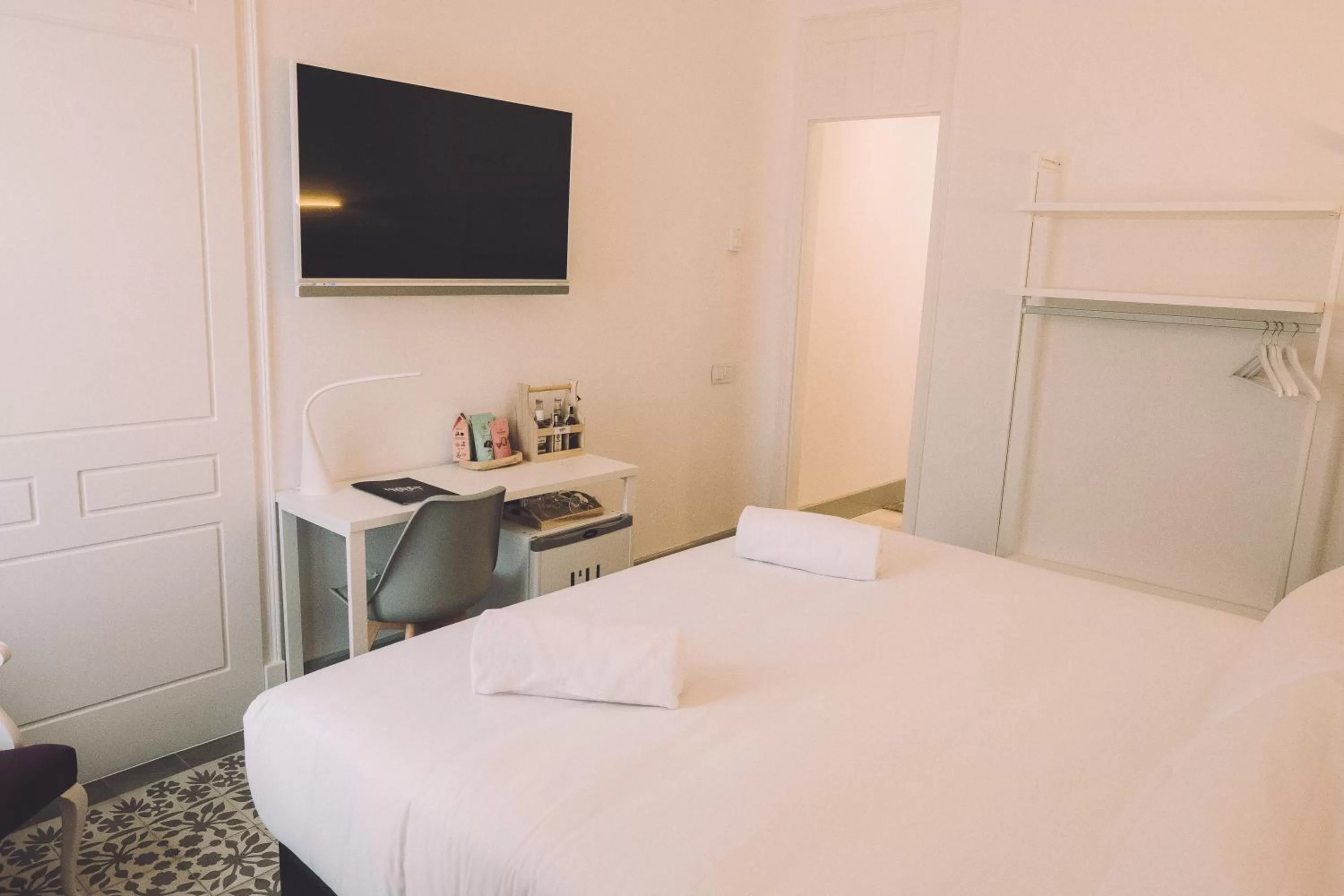 Bedroom, Bed in Hotelet Casa Padró