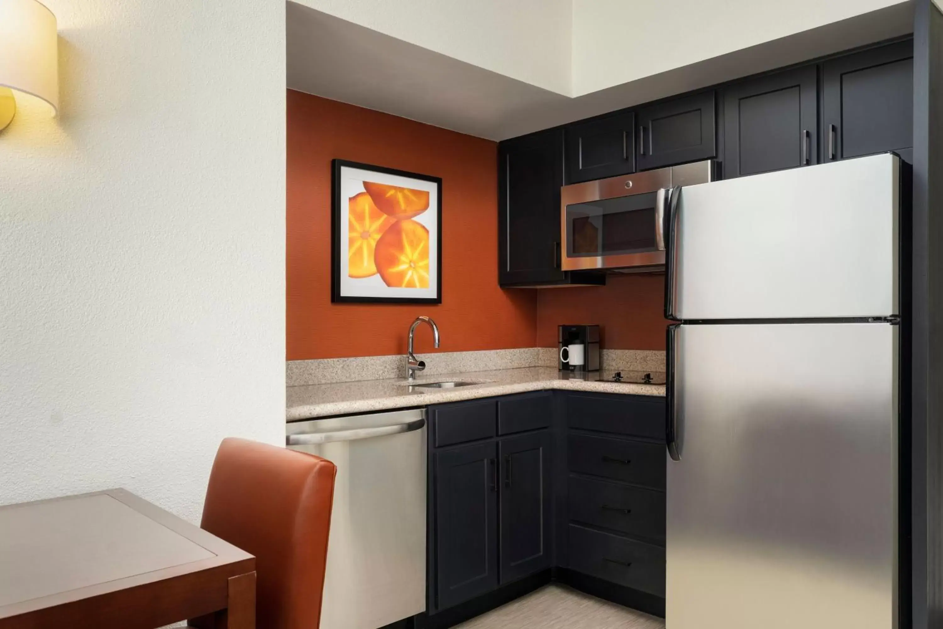 Kitchen or kitchenette, Kitchen/Kitchenette in Residence Inn Philadelphia Conshohocken