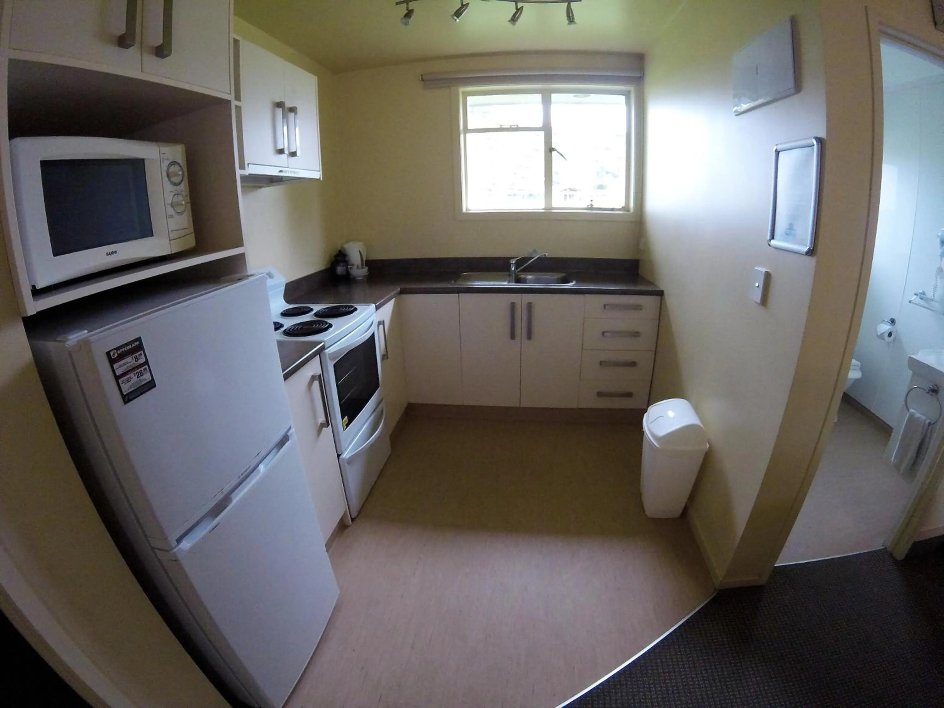 Kitchen or kitchenette in All Seasons Holiday Park