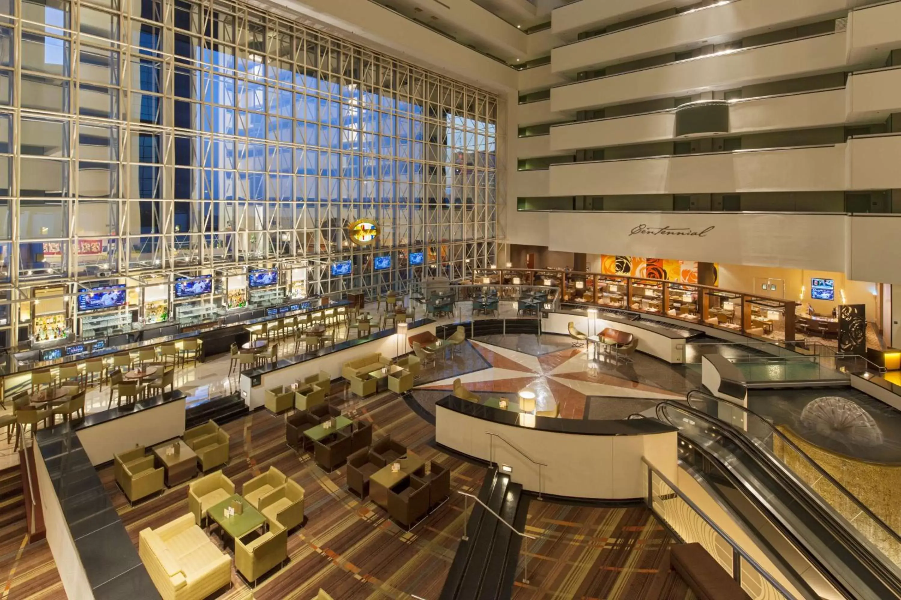 Lobby or reception, Restaurant/Places to Eat in Hyatt Regency Dallas