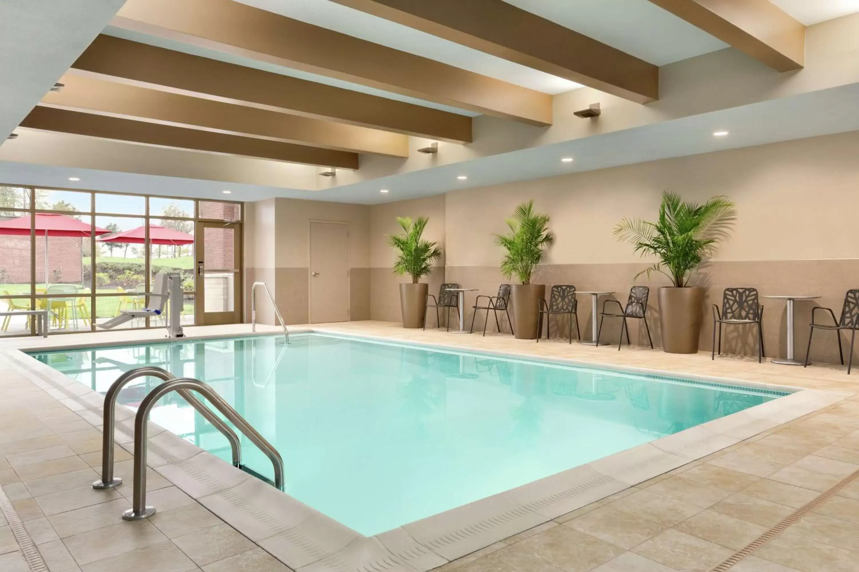 Pool view, Swimming Pool in Home2 Suites By Hilton Florence Cincinnati Airport South