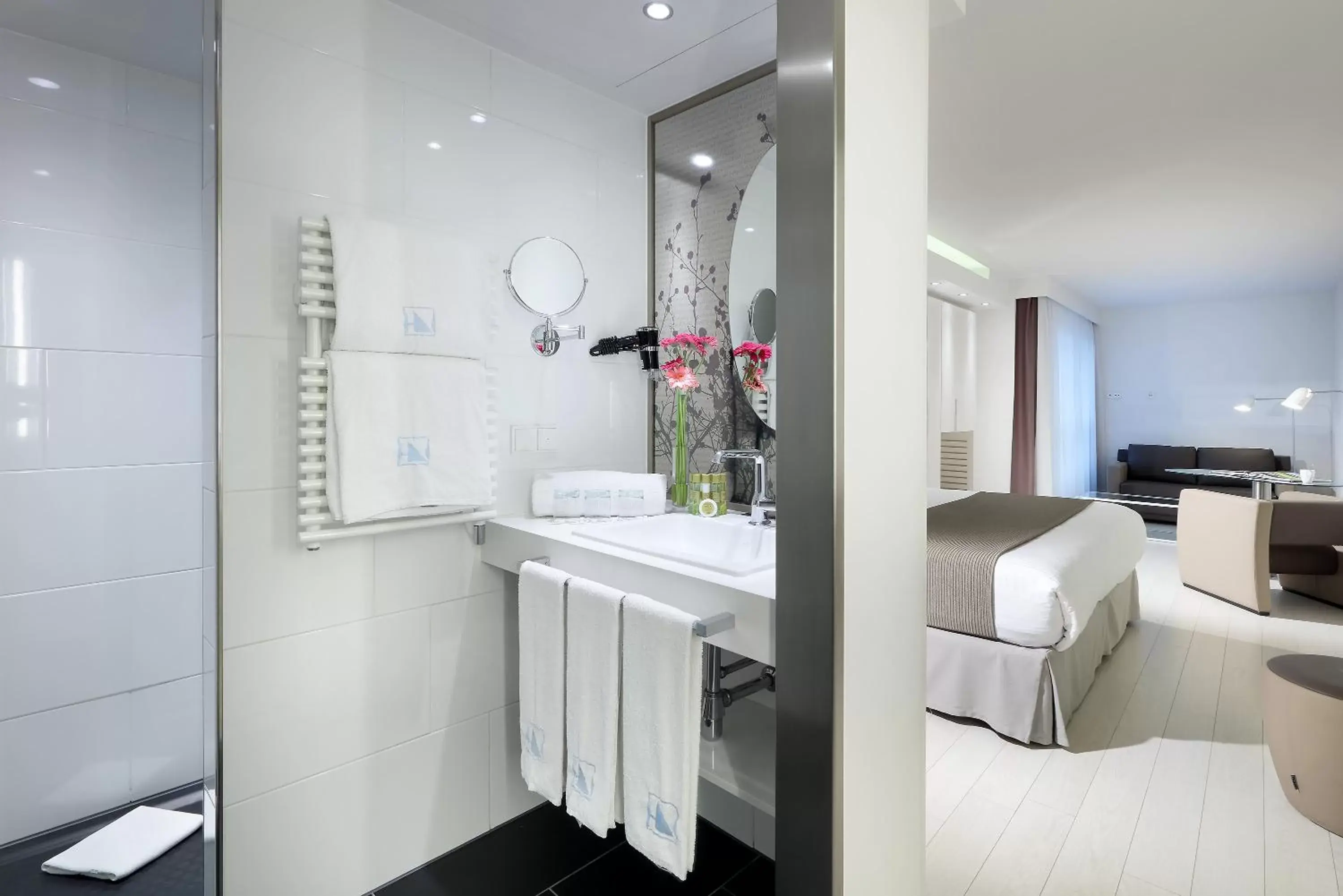 Bathroom in Eurostars Book Hotel Bathroom in Eurostars Book Hotel