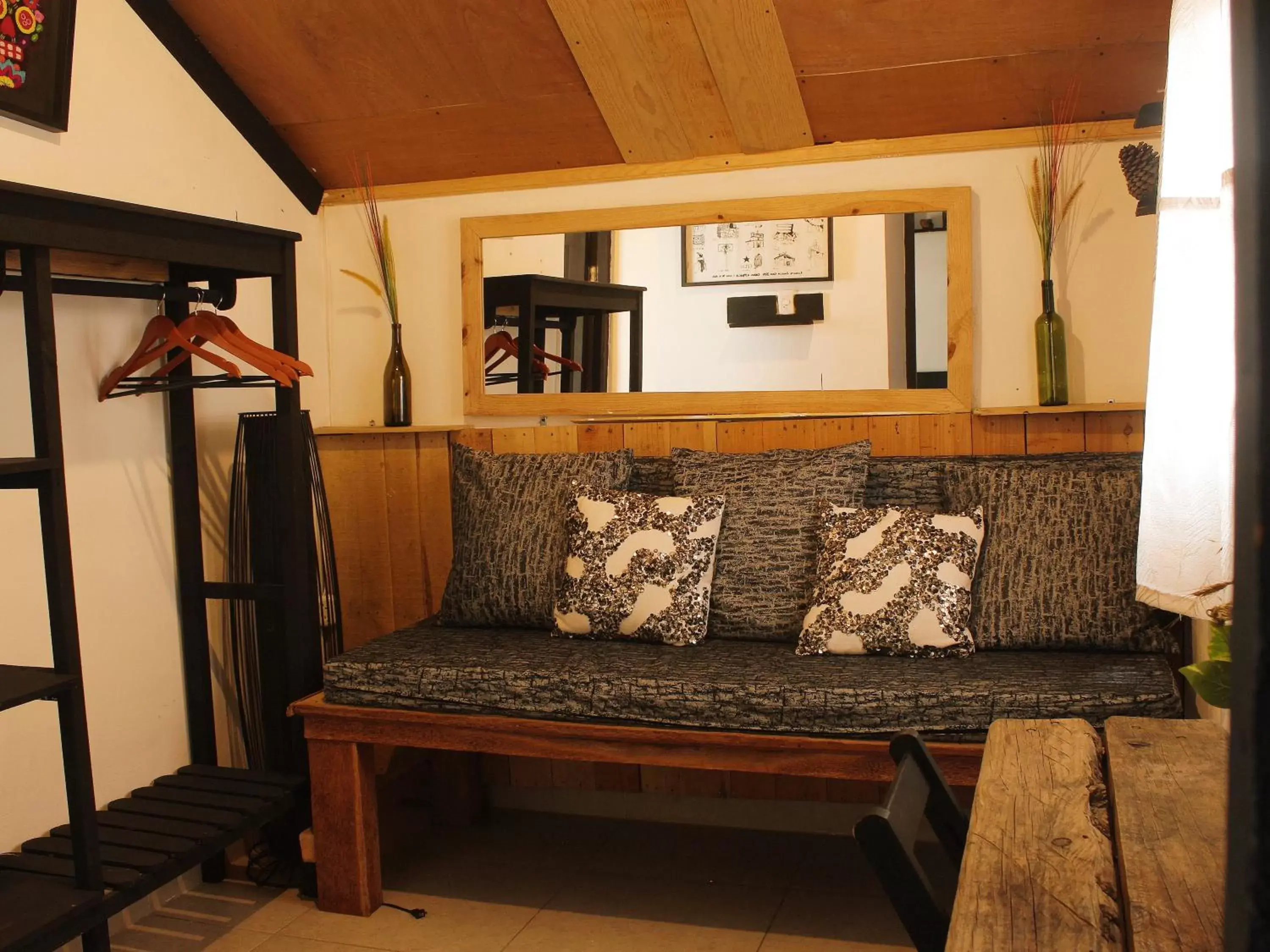 Bathroom, Seating Area in El Naranjo Hotel Finca Urbana