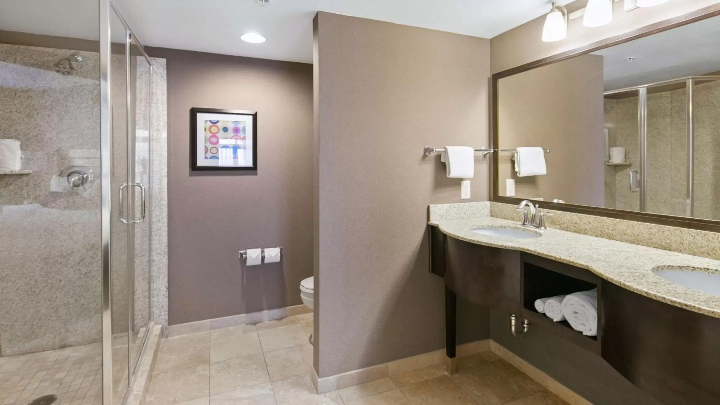 Bathroom in Best Western Plus Las Vegas South Henderson