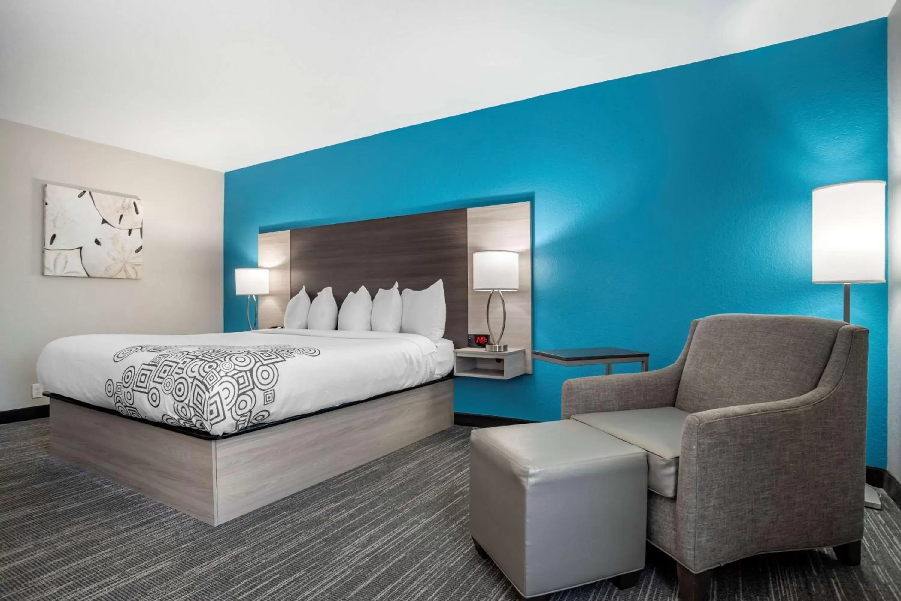 Bedroom in Best Western Plus Panama City Hotel