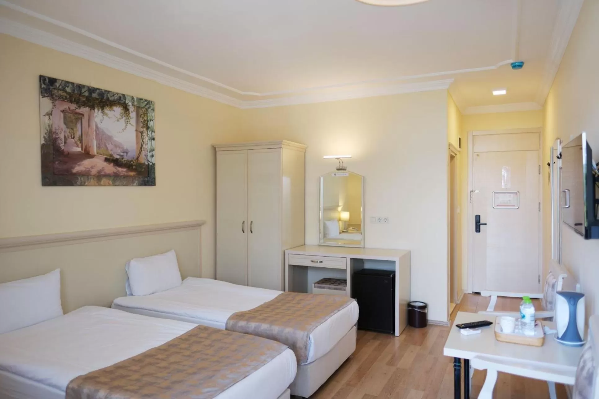 Photo of the whole room in Troia Tusan Hotel