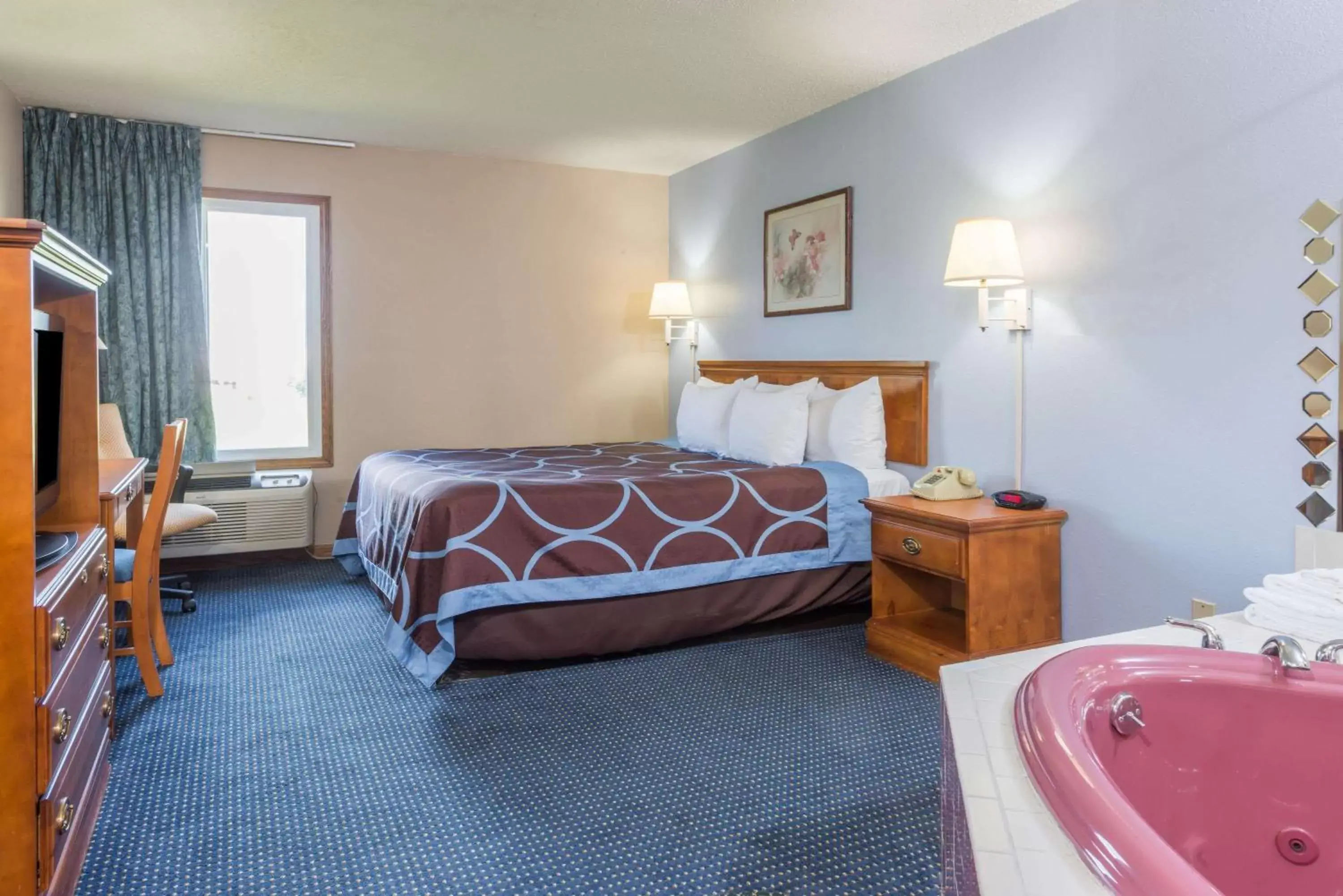 Photo of the whole room, Bed in Super 8 by Wyndham O'Fallon MO/St. Louis Area