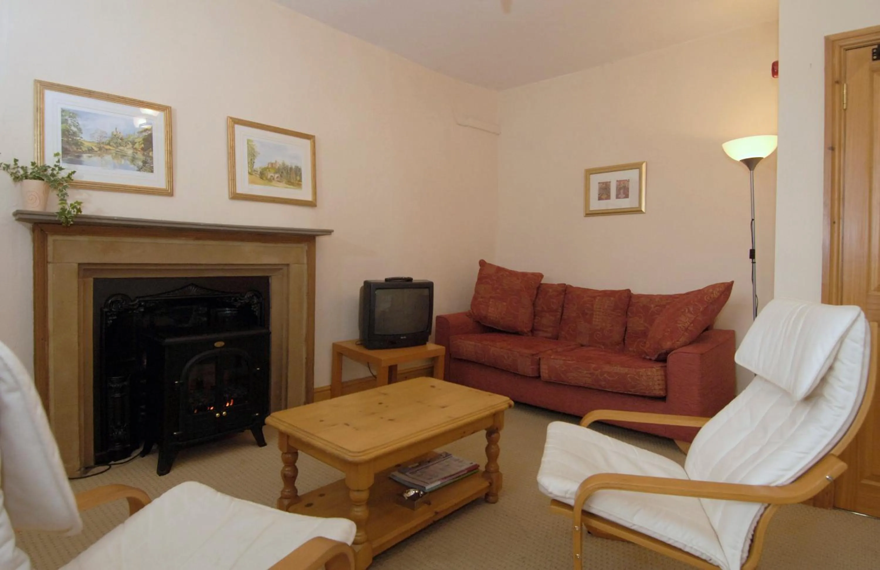 Living room in Centre Of Britain Hotel