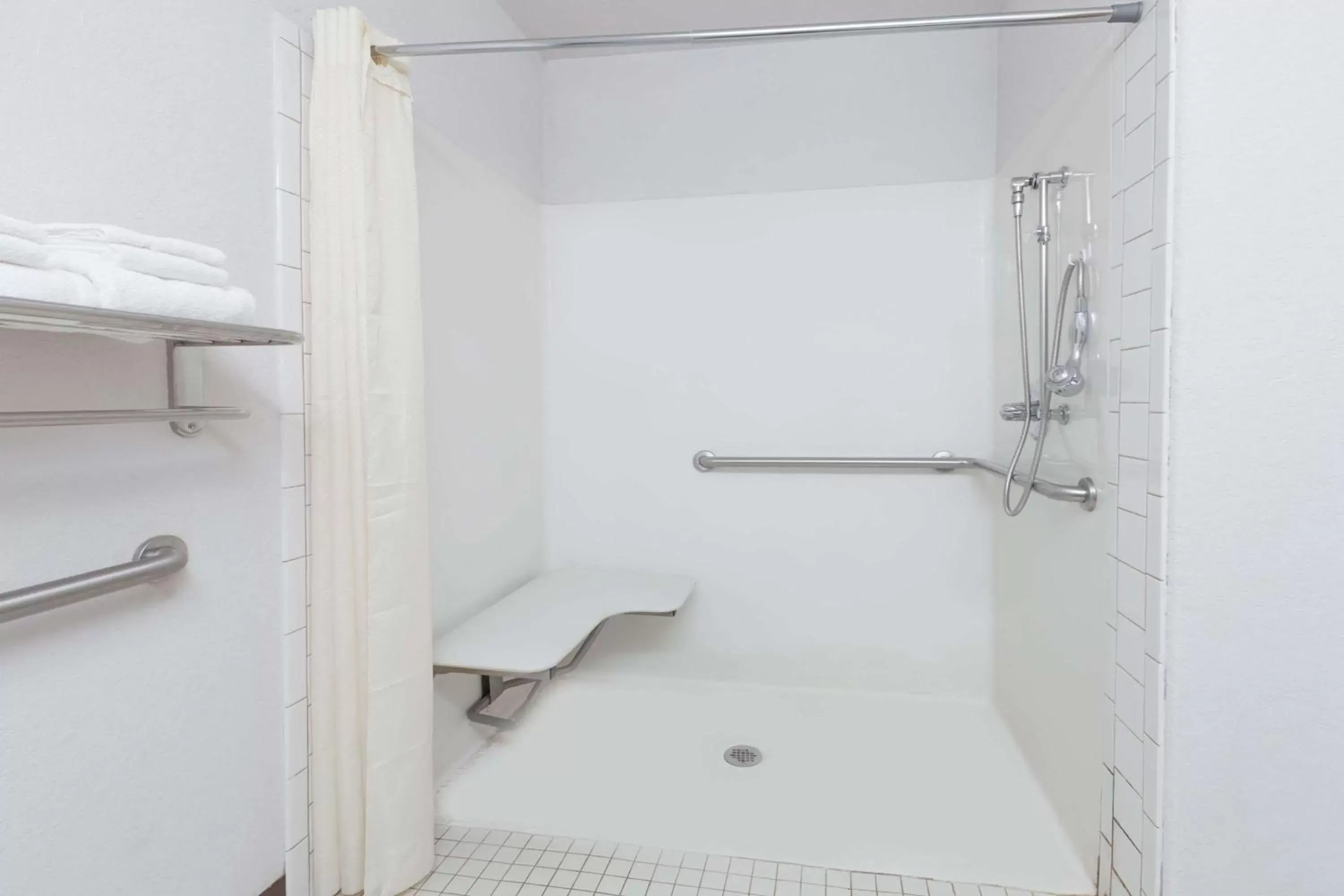 Shower, Bathroom in Microtel Inn by Wyndham Ardmore