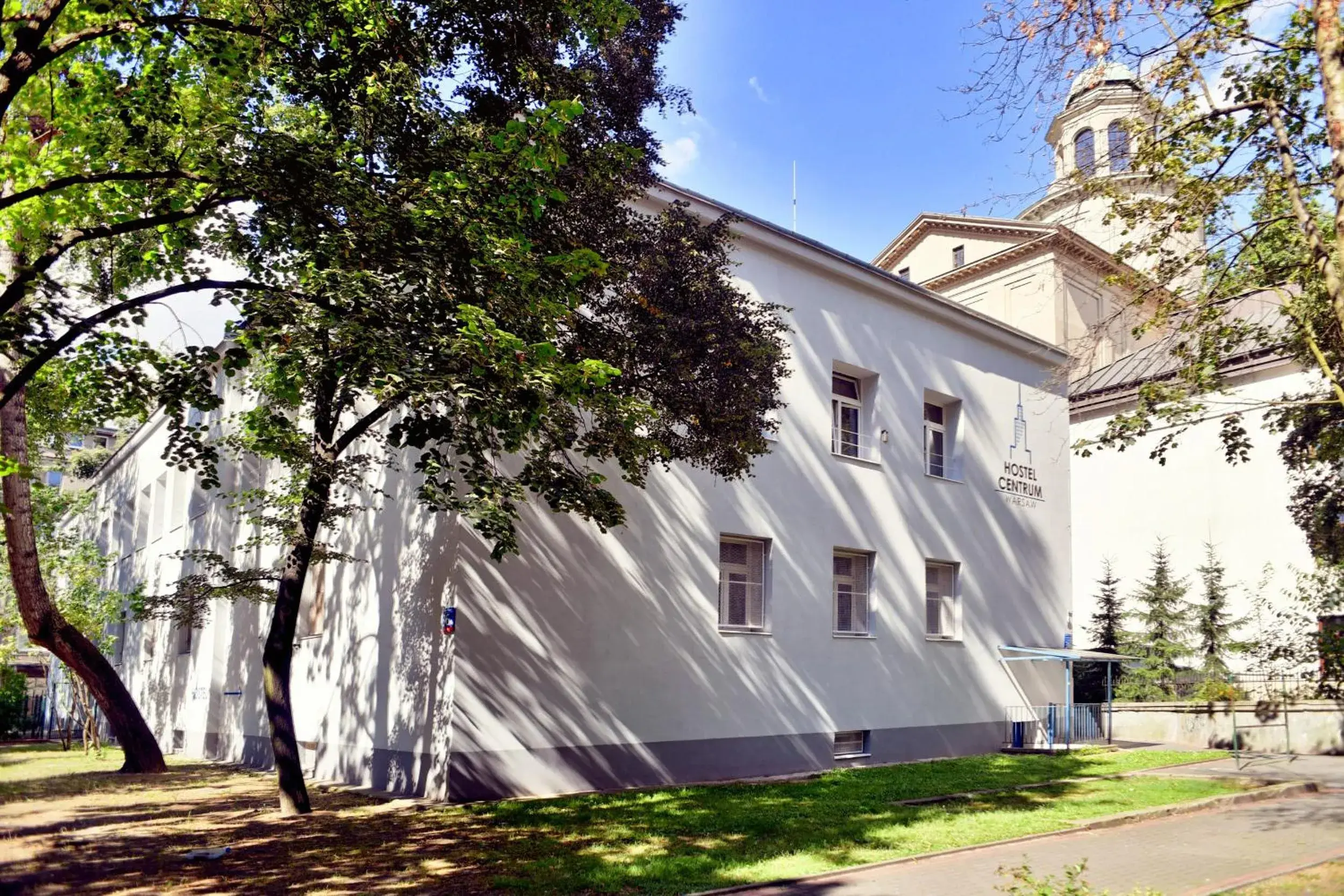 Property building, Garden in Warsaw Hostel Centrum