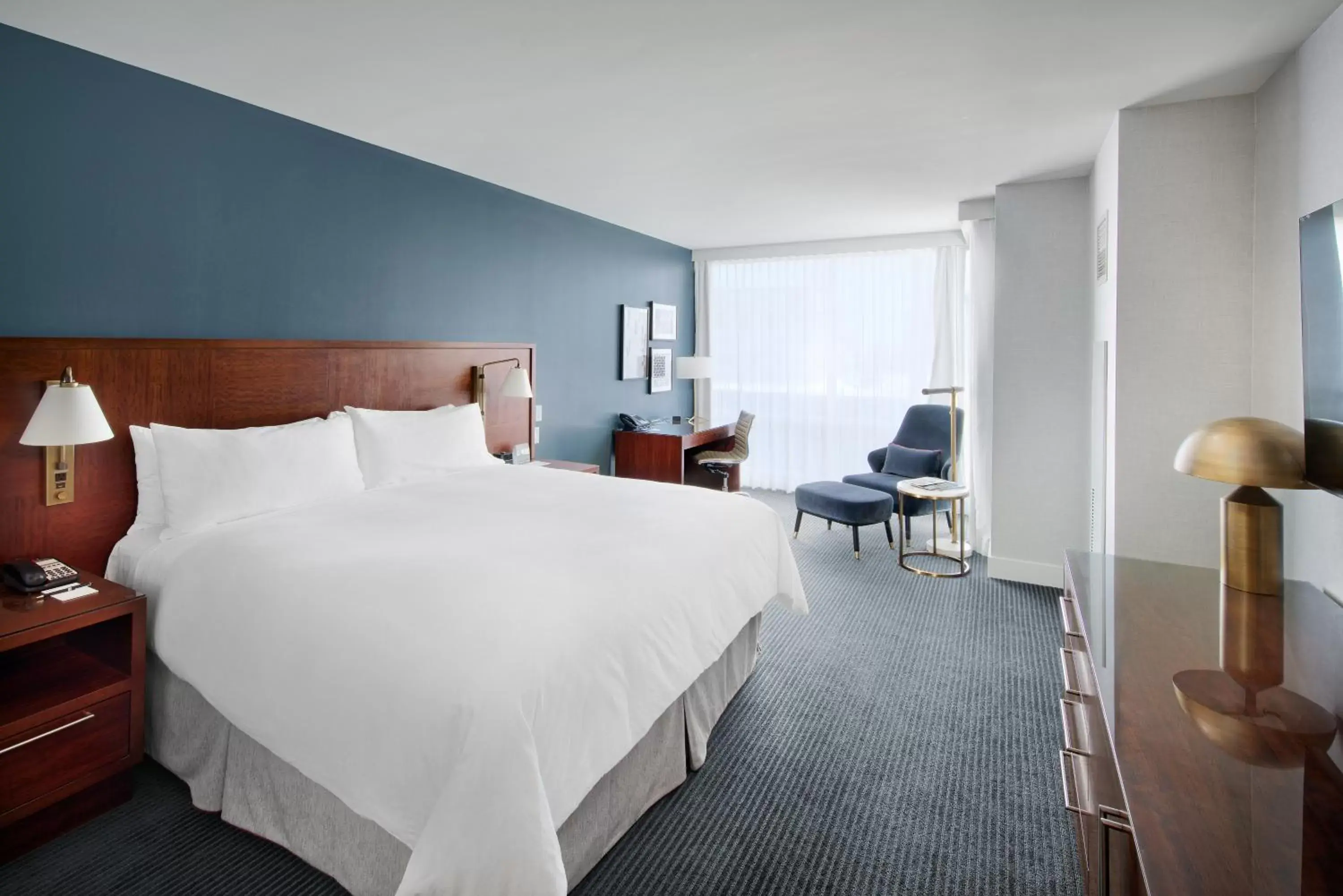 Bed in InterContinental San Francisco by IHG Bed in InterContinental San Francisco by IHG