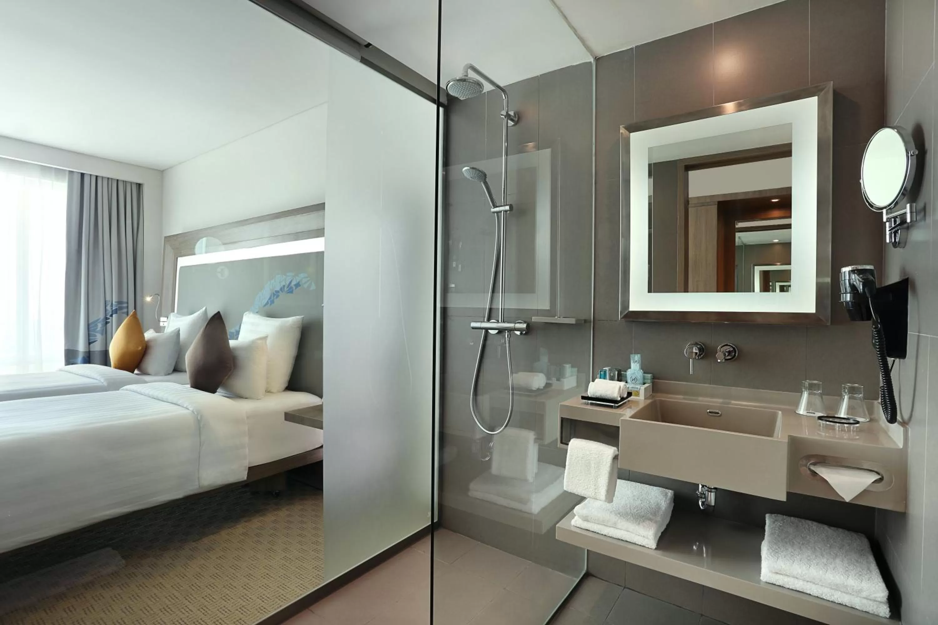 Photo of the whole room, Bed in Novotel Tangerang