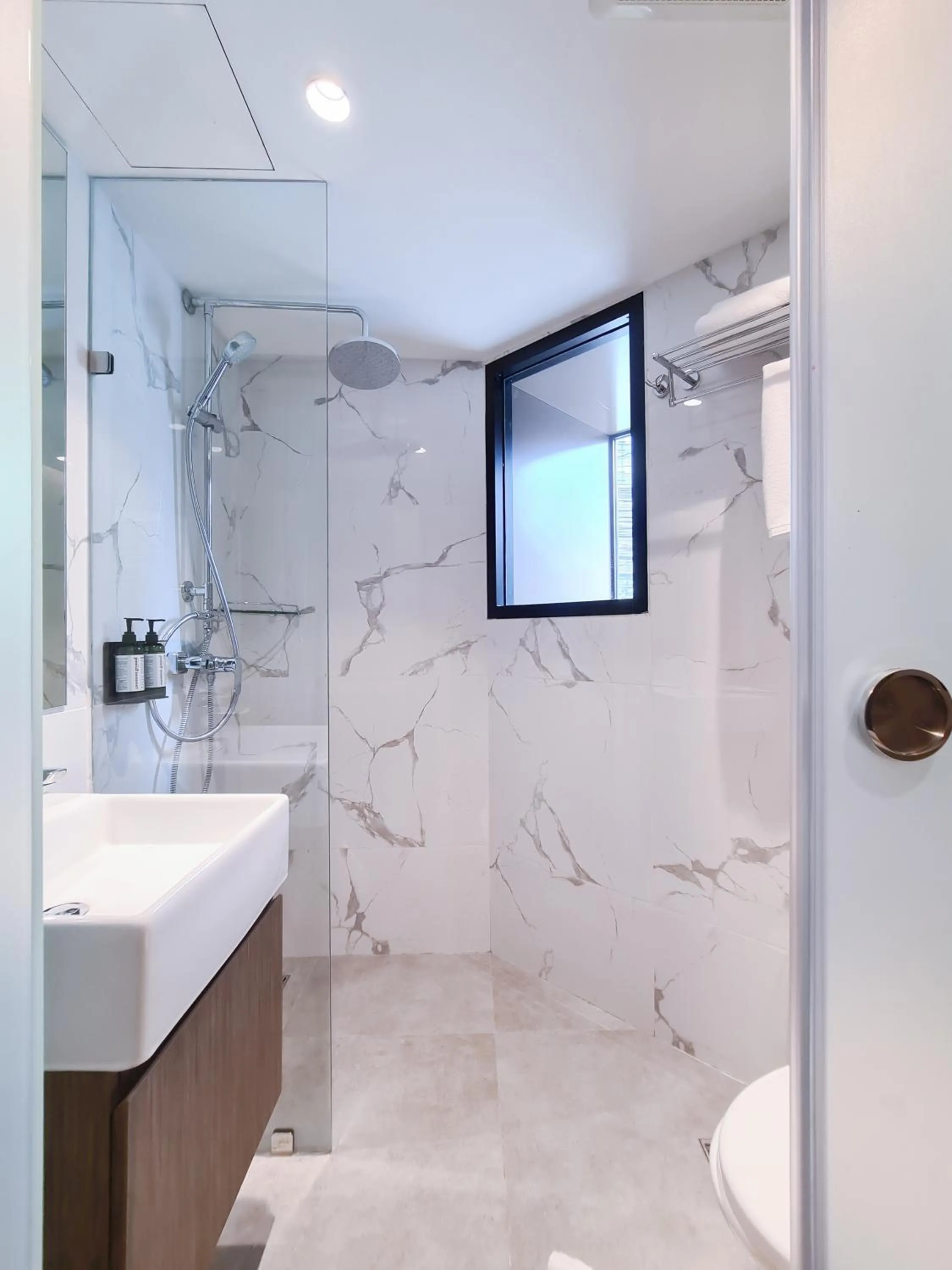 Toilet in SOVA Hotel Bangkok