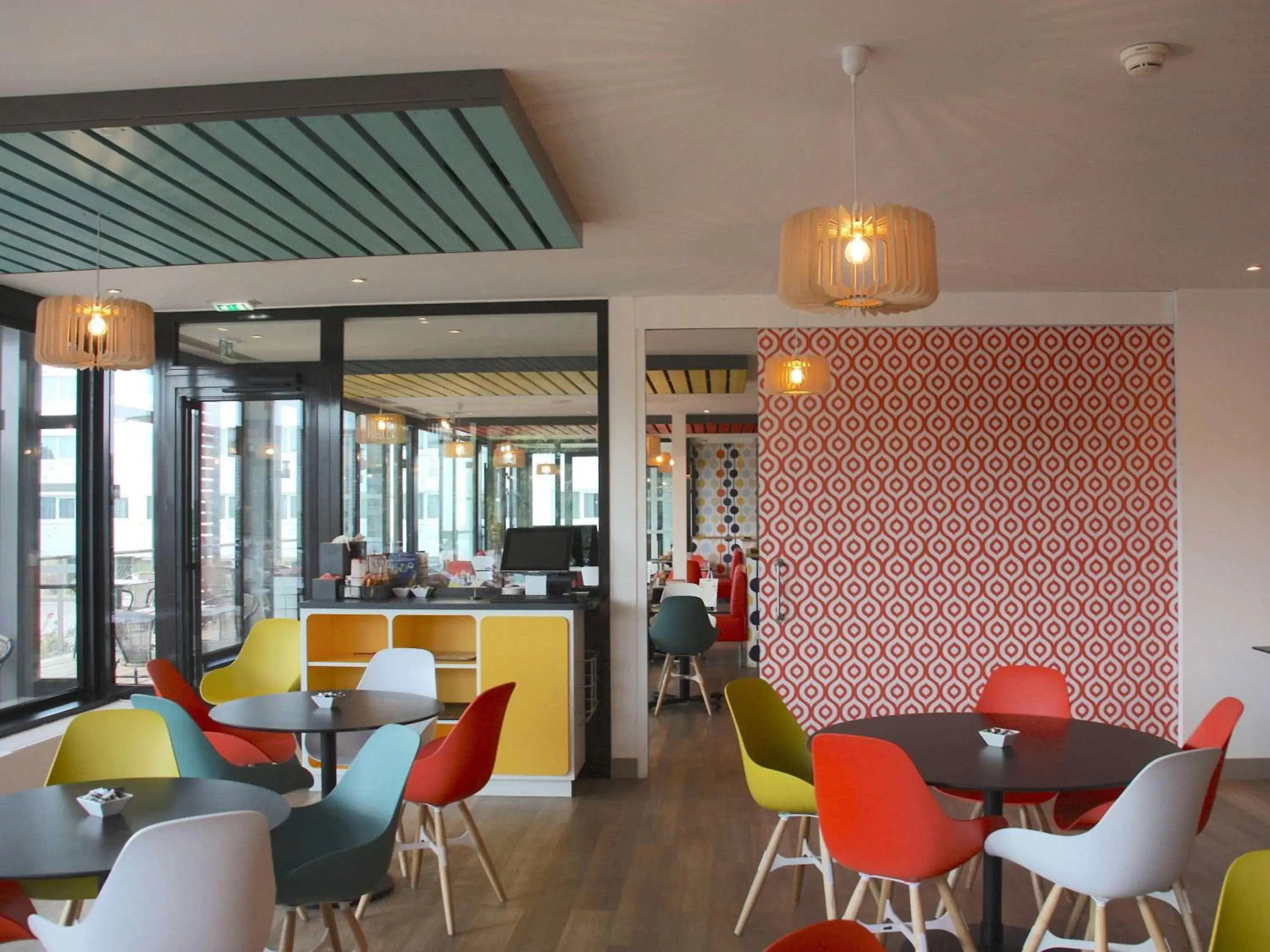 Restaurant/places to eat, Lounge/Bar in ibis Styles Lyon Sud Vienne