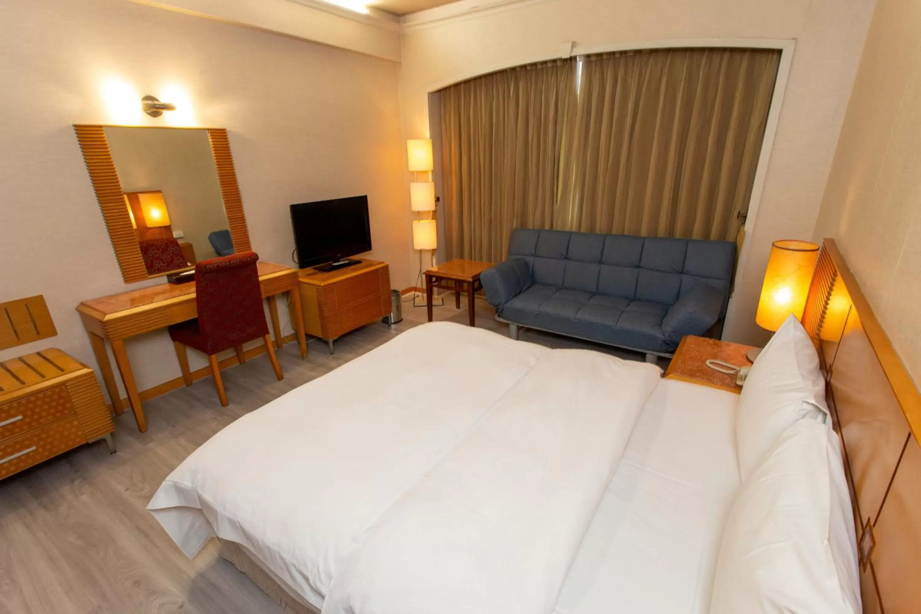 Bed in Ardi Hotel