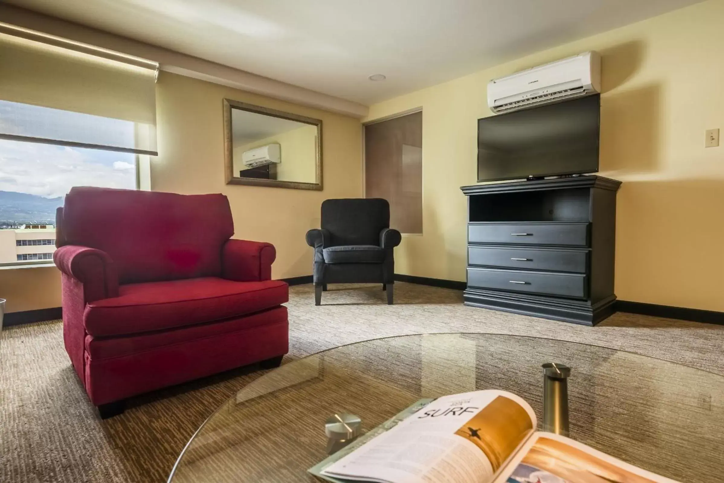 Seating Area in Urban Green Hotel & Suites