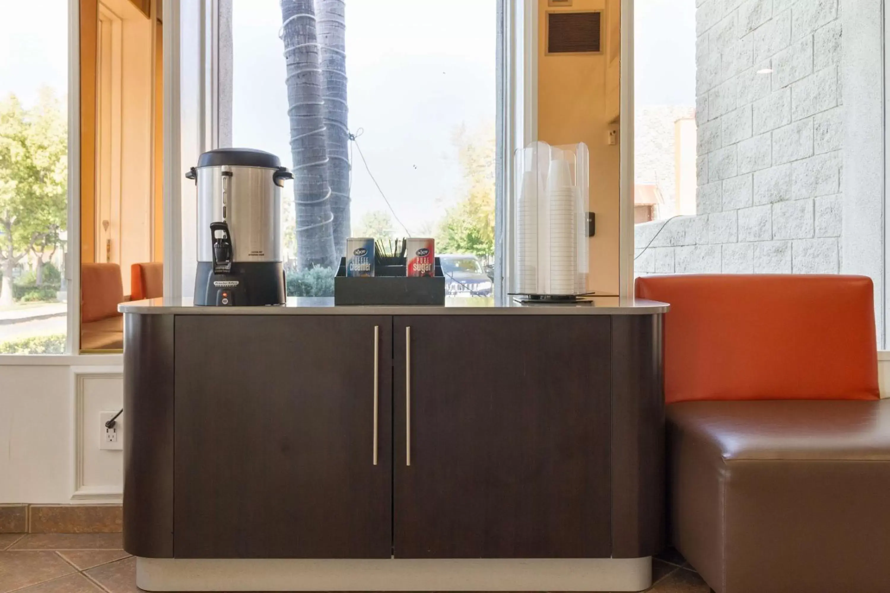 Coffee/tea facilities in Motel 6-Claremont, CA